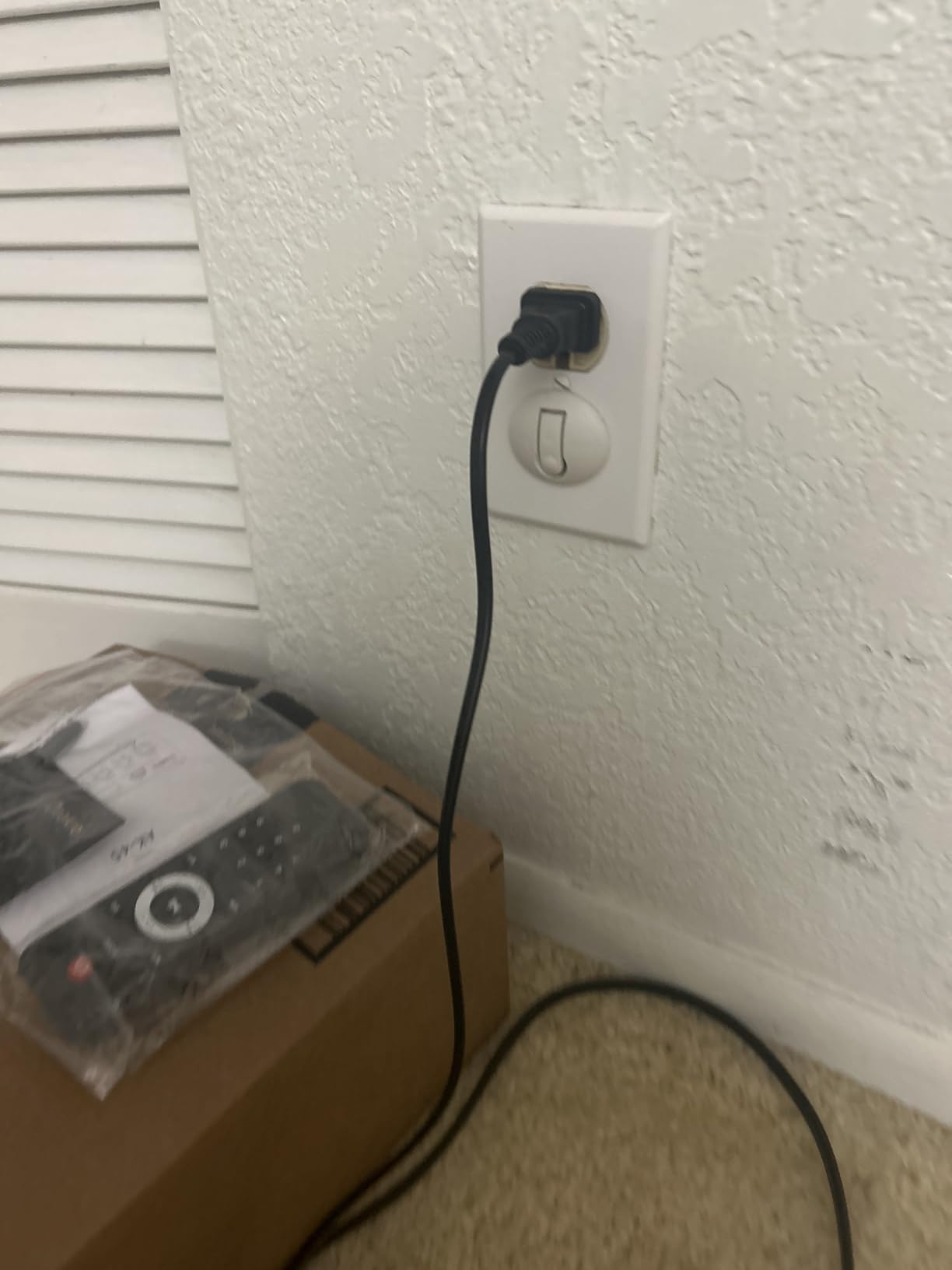 Daakro AK45 Stereo Audio Amplifier,300W Home 2 Channel Wireless Bluetooth 5.0 Power Amplifier System, Home Amplifiers FM Radio, USB, SD Card, with Remote Control Home Theater Audio Stereo System - Customer Photo 2