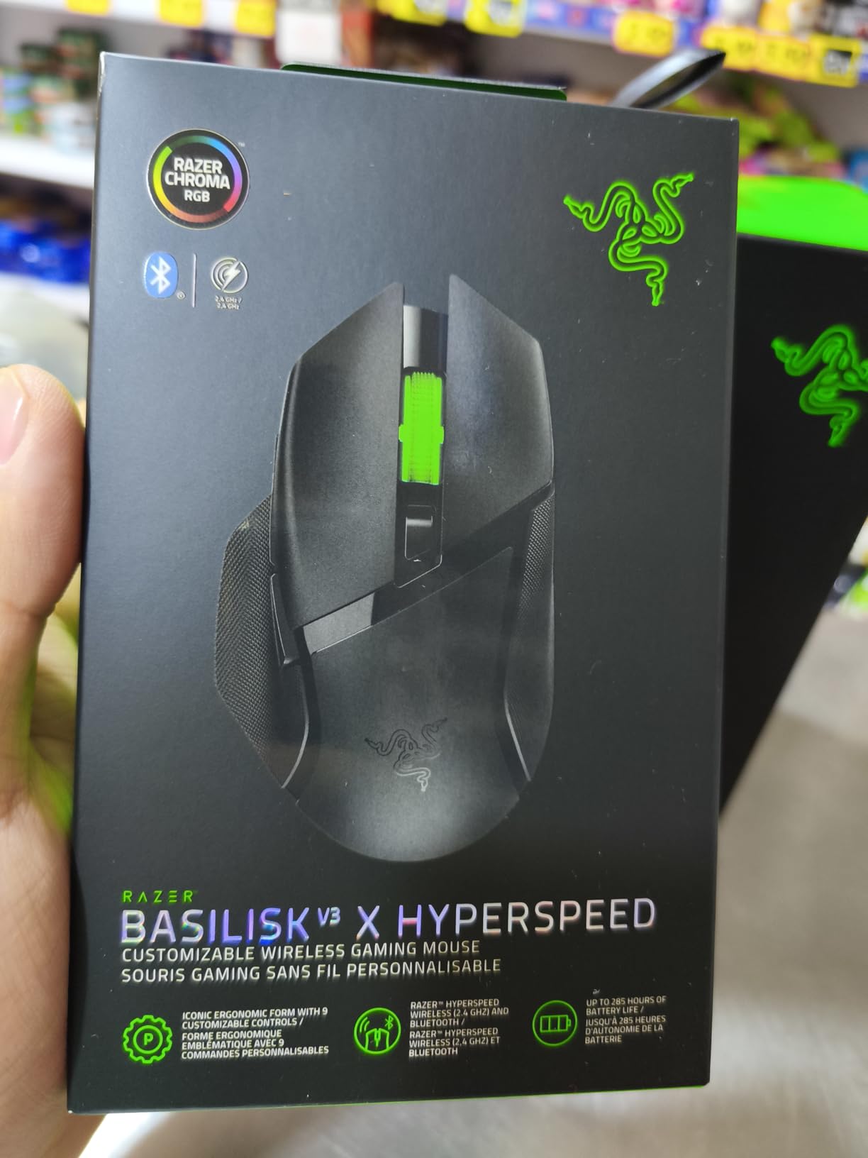 Razer Basilisk V3 X HyperSpeed Customizable Wireless Gaming Mouse: Mechanical Switches Gen-2-5G Advanced 18K Optical Sensor - Chroma RGB 9 Programmable Controls 535 Hr Battery Classic Black - Customer Photo 1