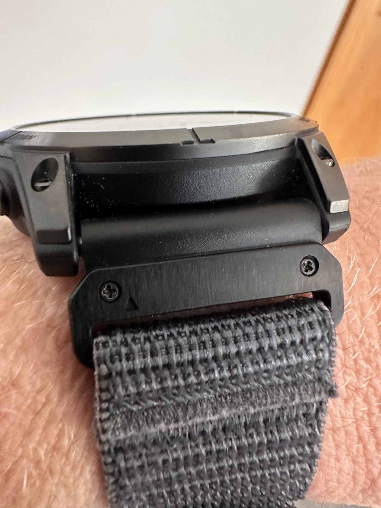 Garmin fēnix 7 Pro Sapphire Solar, Multisport GPS Smartwatch, Built-in Flashlight, Solar Charging Capability, Black - Customer Photo 5