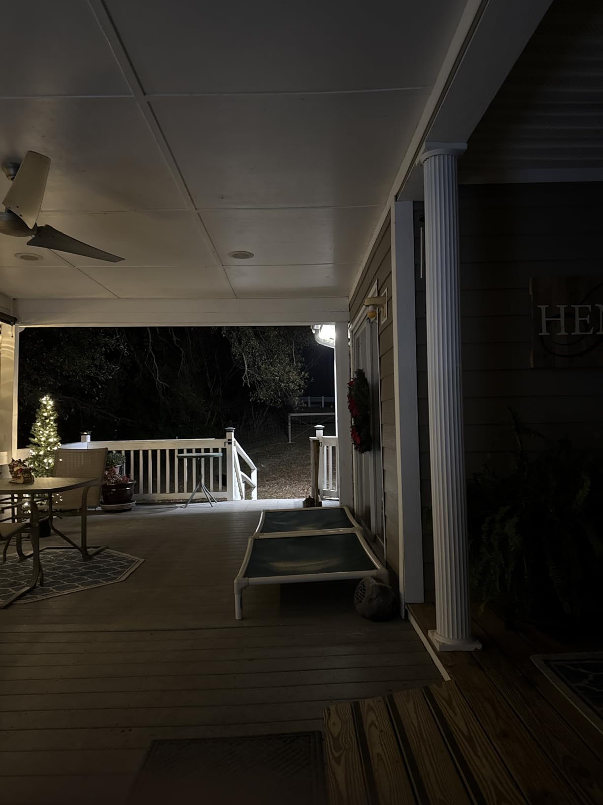 SANSI Upgraded 25W Motion Sensor Outdoor Lights 3000LM Flood Lights Outdoor, 5000K Dusk to Dawn Security Light, 4 Modes, 320°Wide Angle Illumination Super Bright for Garage Yard Patio - Customer Photo 1