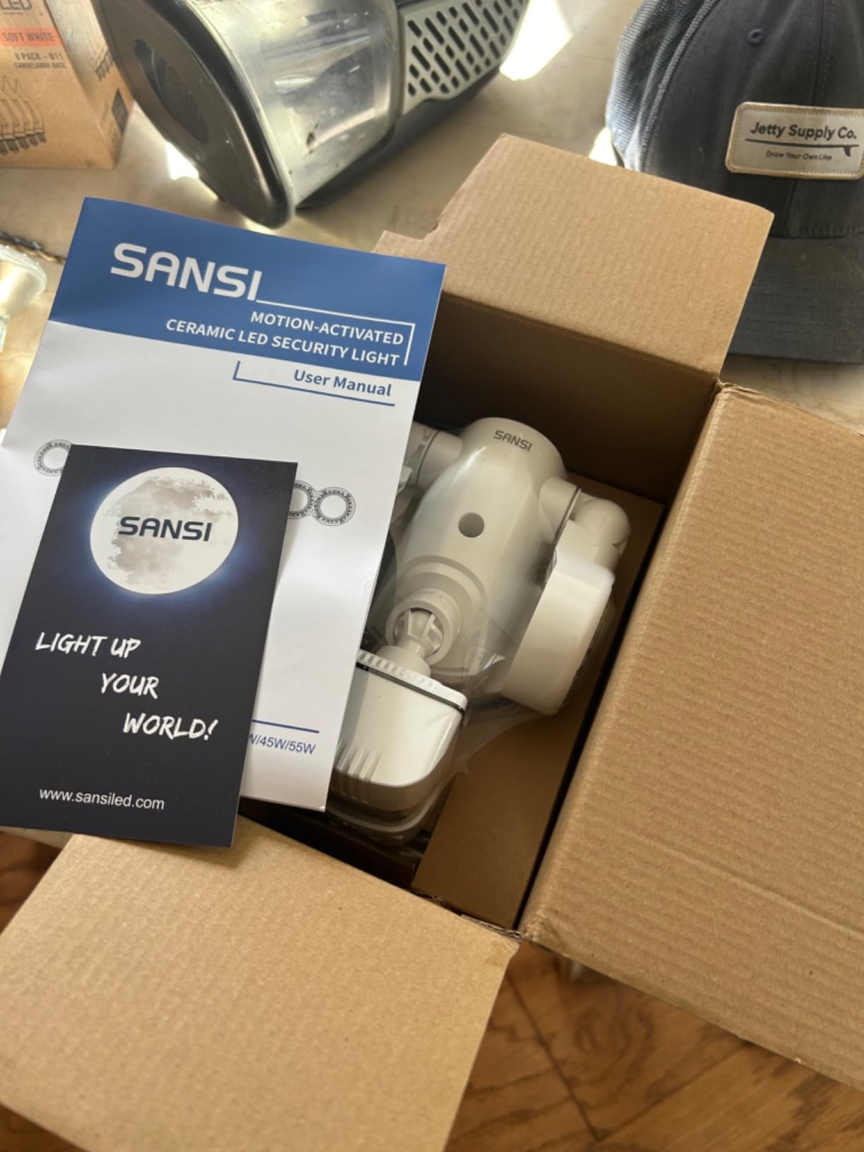 SANSI Upgraded 25W Motion Sensor Outdoor Lights 3000LM Flood Lights Outdoor, 5000K Dusk to Dawn Security Light, 4 Modes, 320°Wide Angle Illumination Super Bright for Garage Yard Patio - Customer Photo 2