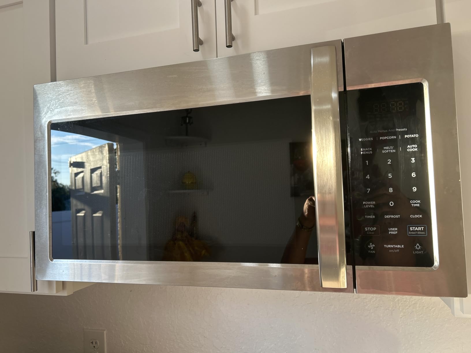 Midea MOR17BSA-SS 1.7 Cu.ft. Over The Range Microwave Oven with Smart Touch Panel, Auto Cooking Menu, 1000 W, 300 CFM Ventilation, in Stainless Steel customer photo 1