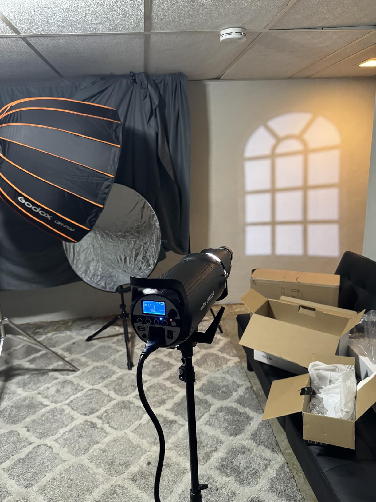 Godox SK400II-V 400Ws Photo Studio Strobe Flash Monolight Light with Bowens Mount & 10W LED Modeling Lamp for Studio, Shooting, Location and Portrait Photography (SK400II Upgraded Version 110 to 120V) customer photo 1