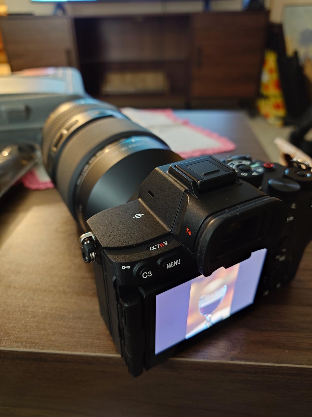 Rokinon 35-150mm AF F2.0-F2.8 Zoom Lens for Sony E Mount – Weather-Sealed, Linear STM Autofocus, Custom Switches, 9-Blade Aperture, Ideal for Portraits, Events, Travel - Customer Photo 1