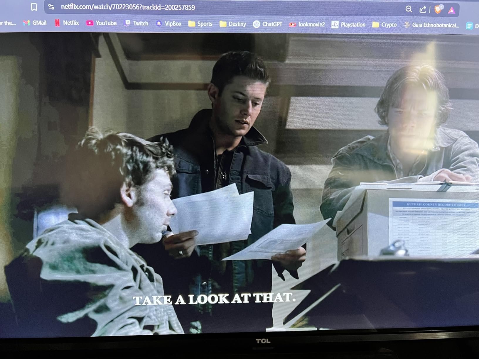 TCL 32-Inch Class S3 1080p LED Smart TV with Roku TV (32S350R, 2023 Model), Compatible with Alexa, Google Assistant, and Apple HomeKit Compatibility, Streaming FHD Television,Black - Customer Photo 2