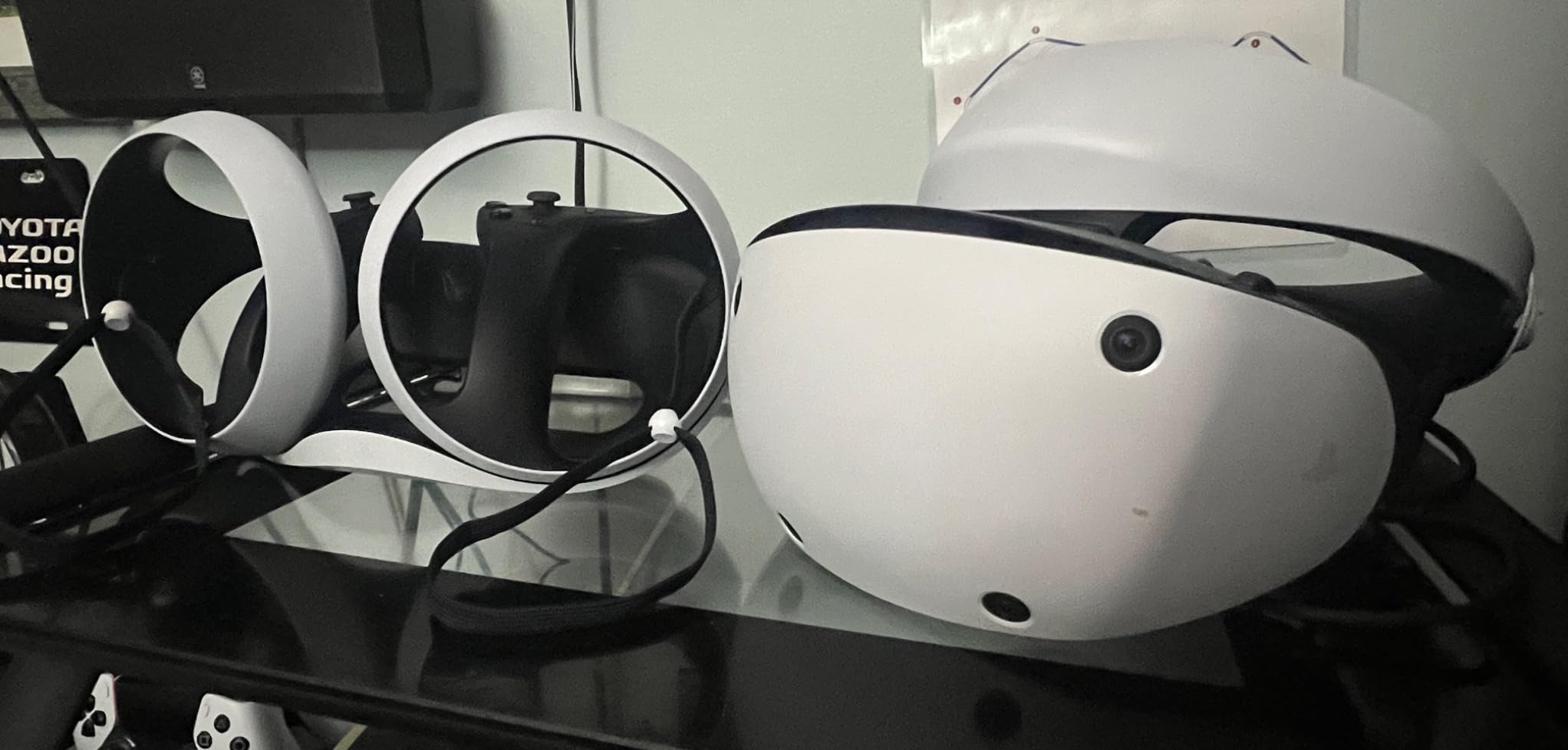 PlayStation VR2 Horizon Call of The Mountain Bundle (PSVR2) - Customer Photo 1