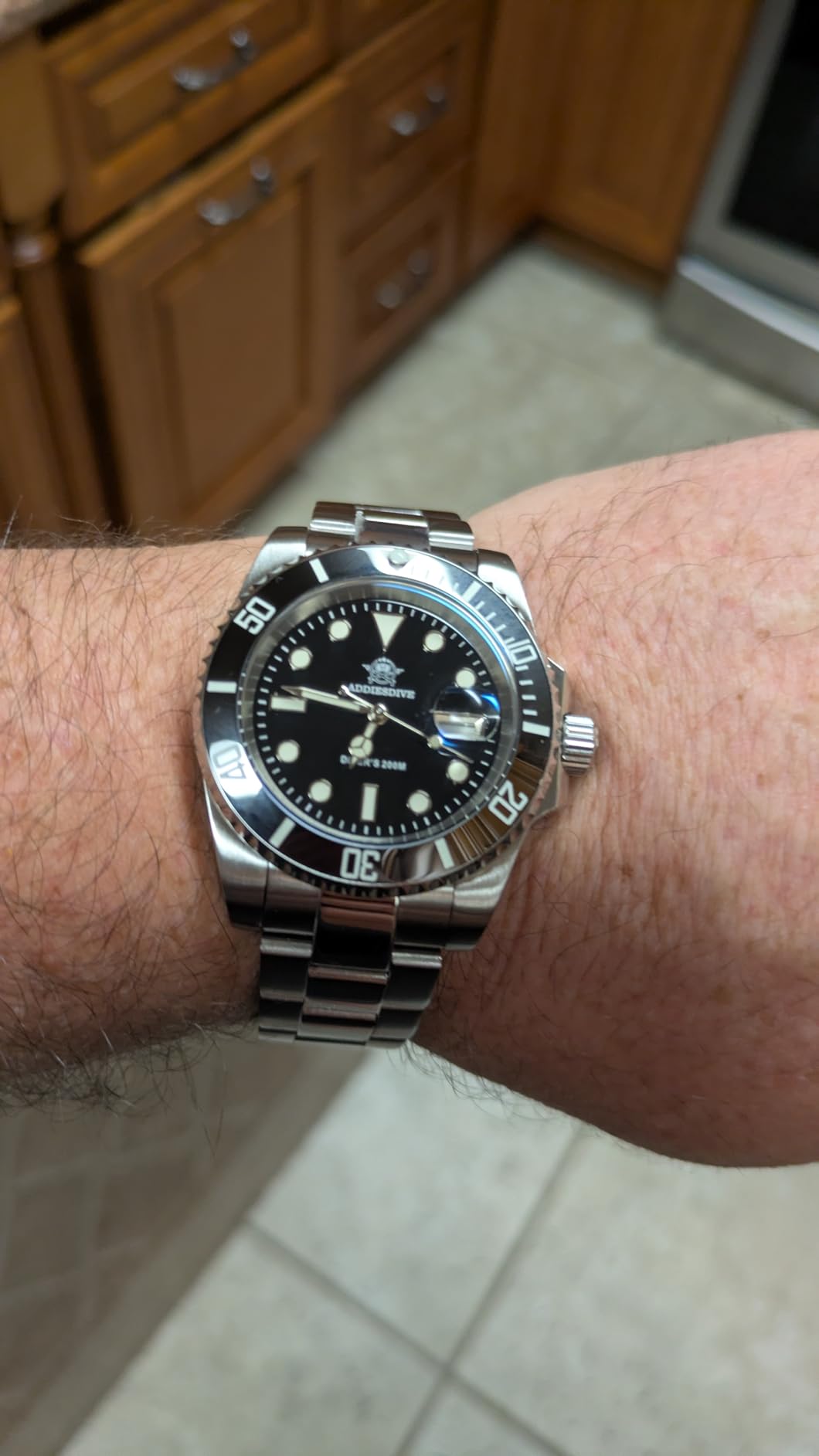 ADDIESDIVE 41 MM Mens Dive Watch Quartz Movement Watches for Men Easy to Read Dial 200 M Waterproof BGW9 Luminous Analog Orange/Red/Green/Black Gradient Dial - Customer Photo 2