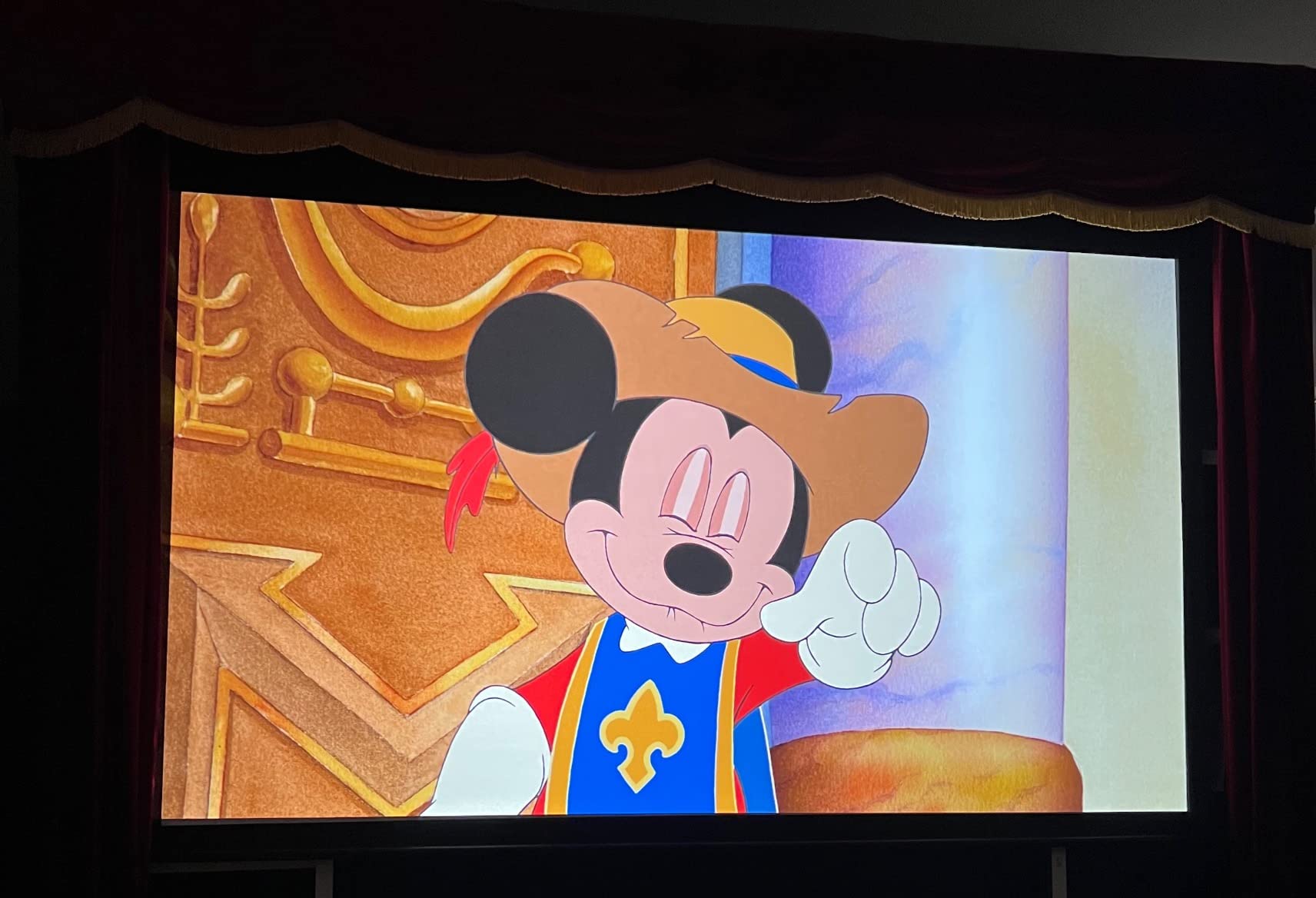 ViewSonic PX749-4K UHD 4K Gaming Projector Designed for Xbox with 4.2ms Response Time, 4000 ANSI Lumens, H/V Keystone, 1.3x Optical Zoom, and USB C for Home Theater - Customer Photo 1