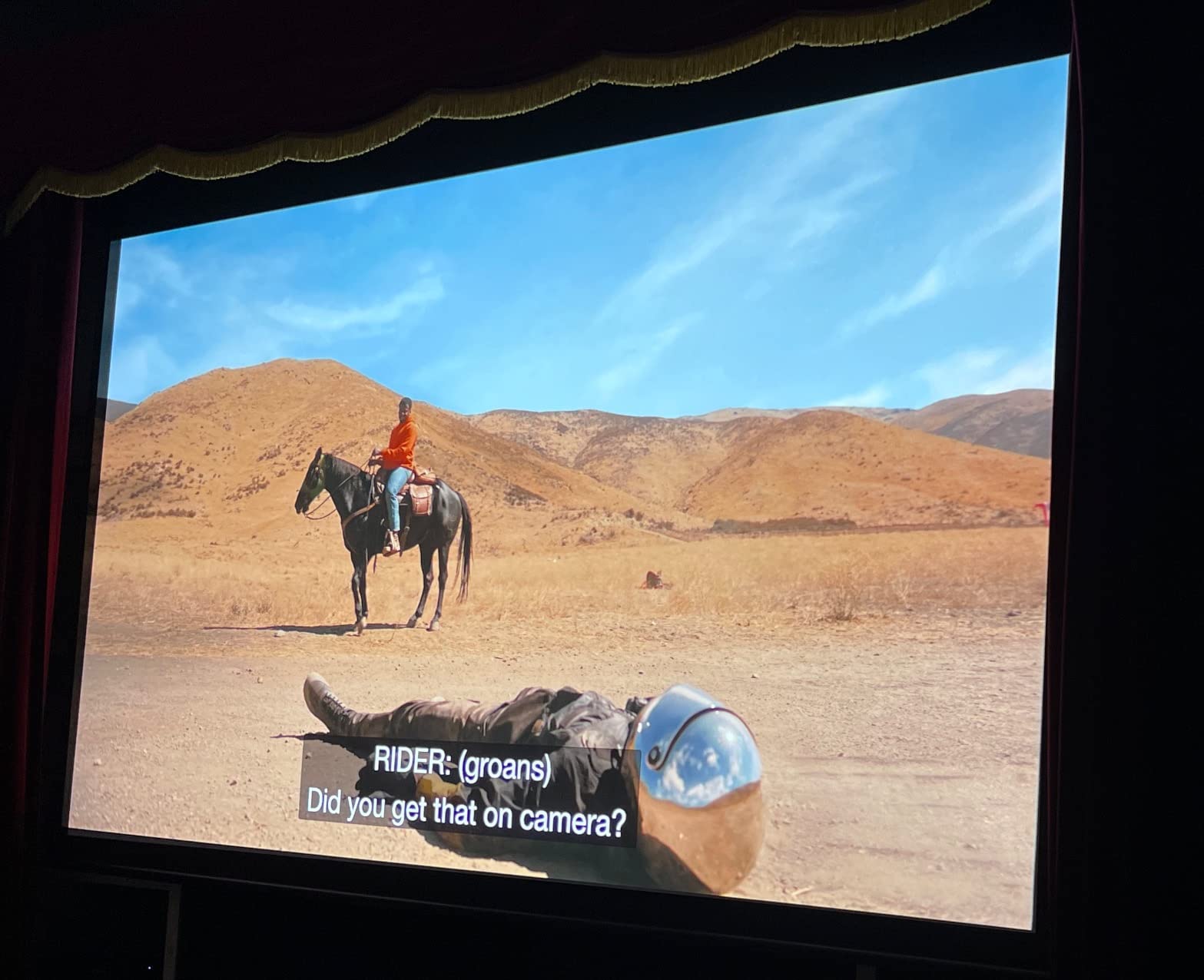 ViewSonic PX749-4K UHD 4K Gaming Projector Designed for Xbox with 4.2ms Response Time, 4000 ANSI Lumens, H/V Keystone, 1.3x Optical Zoom, and USB C for Home Theater - Customer Photo 2