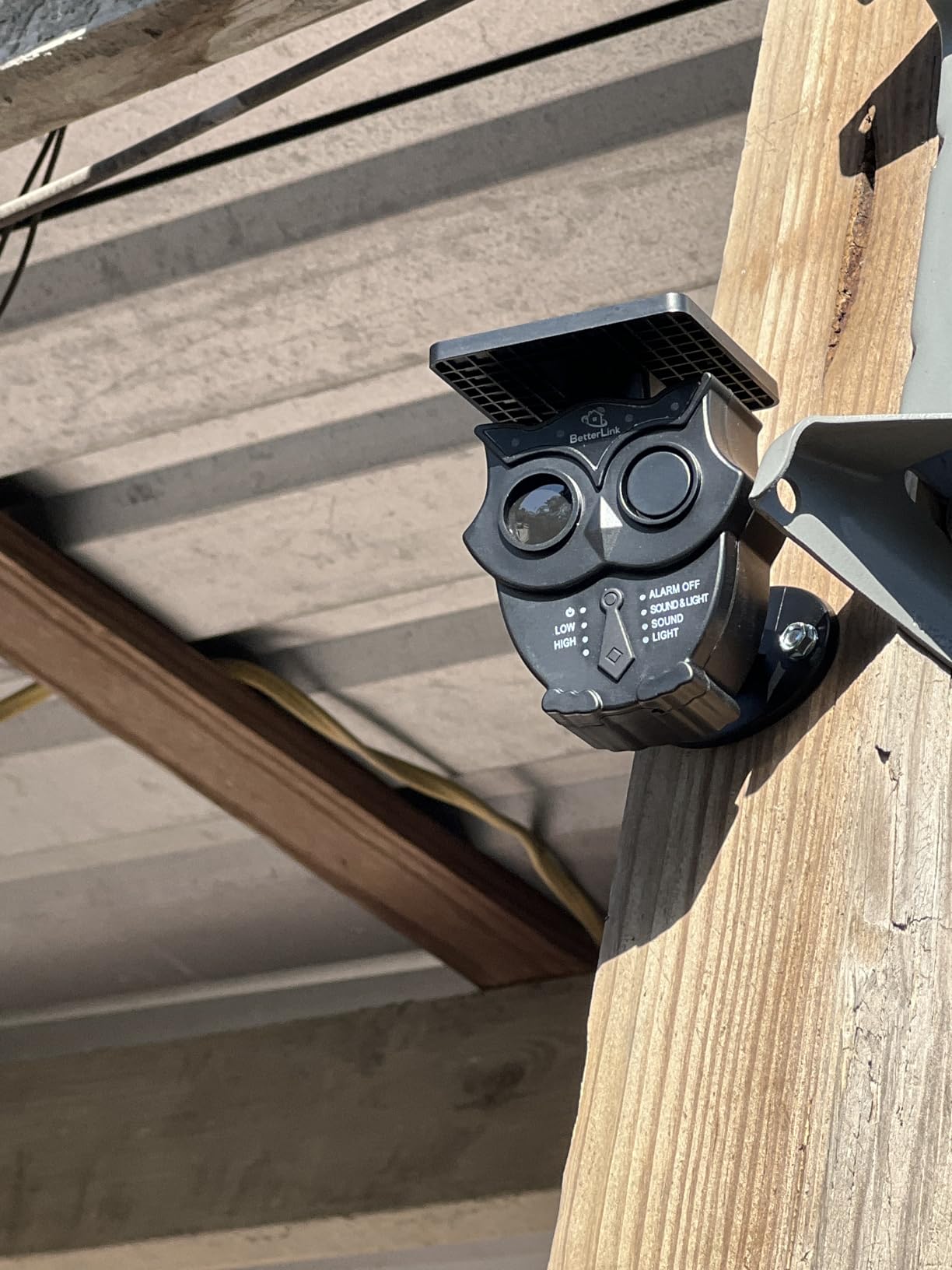 1/2 Mile Long Range Solar Wireless Driveway Alarm System IP65 Weatherproof Outdoor Motion Detectors&Sensor 120dB Siren Sound Light Security Alert System Monitor&Protect Outdoor/Indoor Property(1R1S) - Customer Photo 1