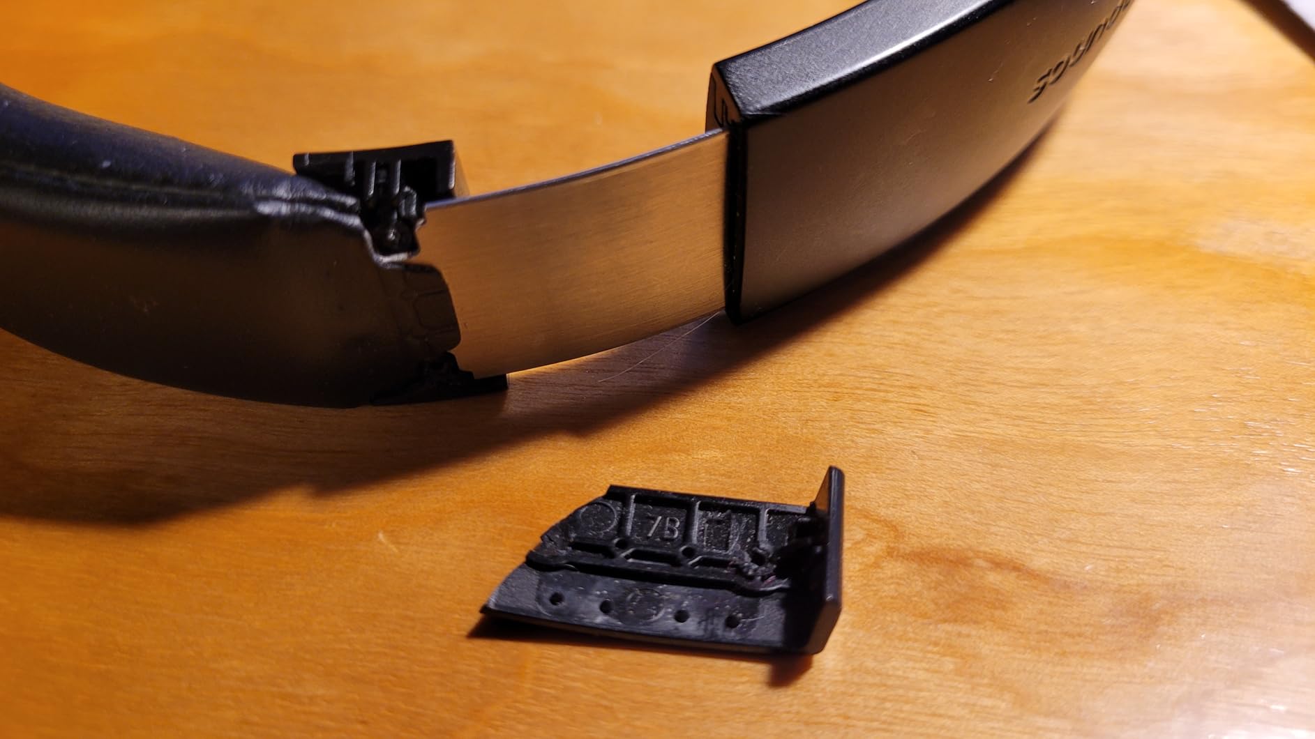 Soundcore by Anker Q20i Hybrid Active Noise Cancelling Headphones - Customer Photo 1