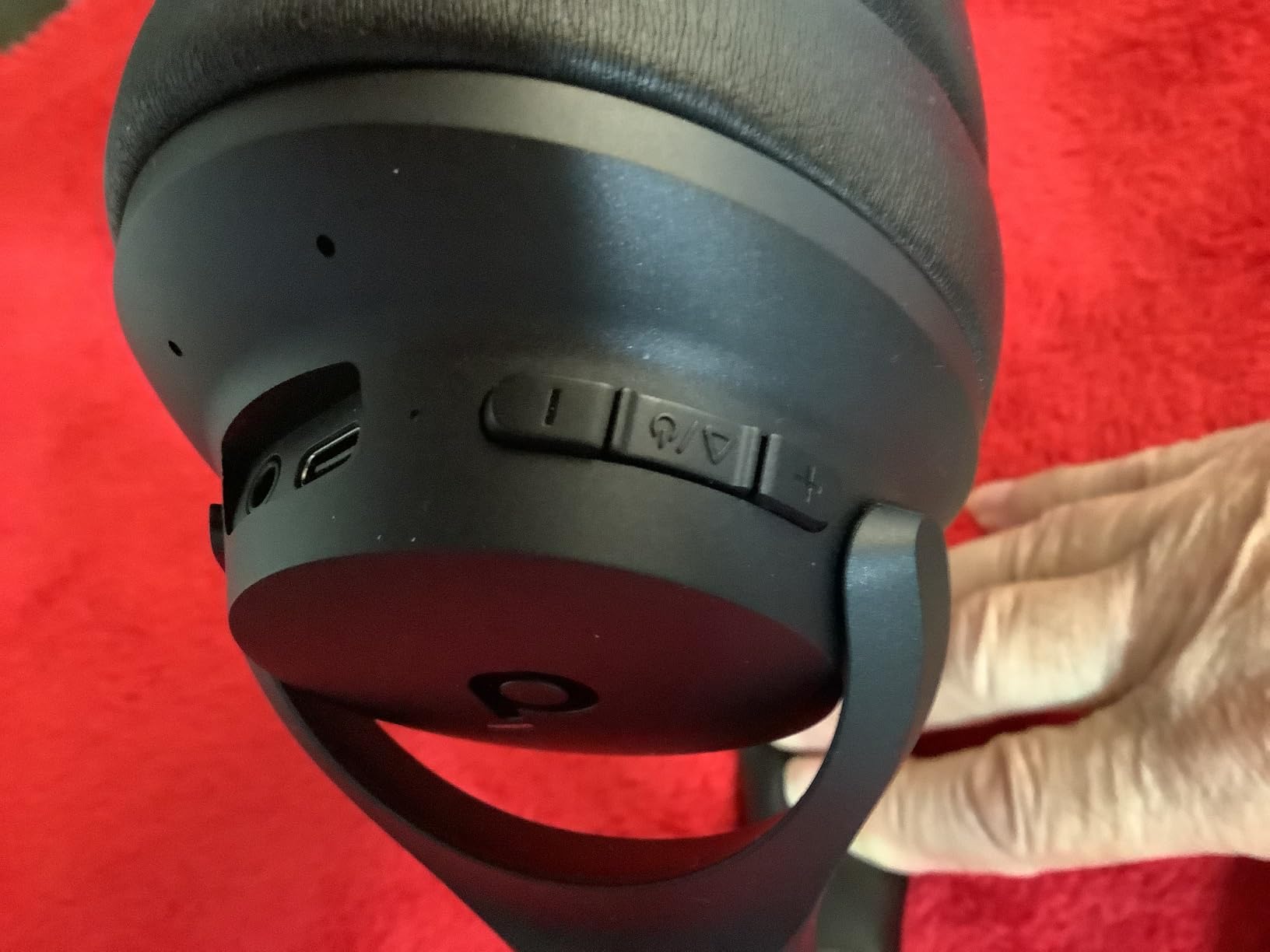 Soundcore by Anker Q20i Hybrid Active Noise Cancelling Headphones - Customer Photo 5