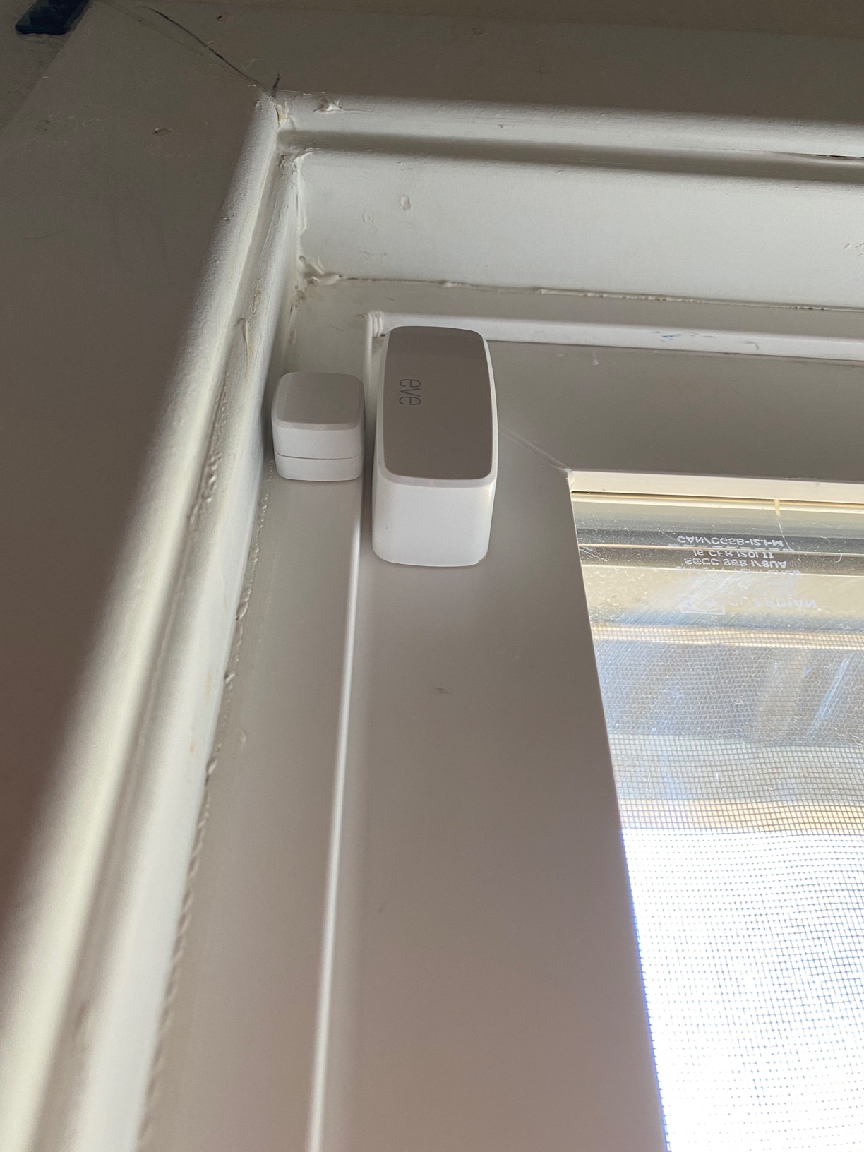 Eve Door & Window (Matter) 3 Pack – Smart Contact Sensor for Doors & Windows, Open/Closed State, Automatic Control of Accessories, Matter Over Thread, Apple Home, Alexa, Google Home, SmartThings - Customer Photo 1