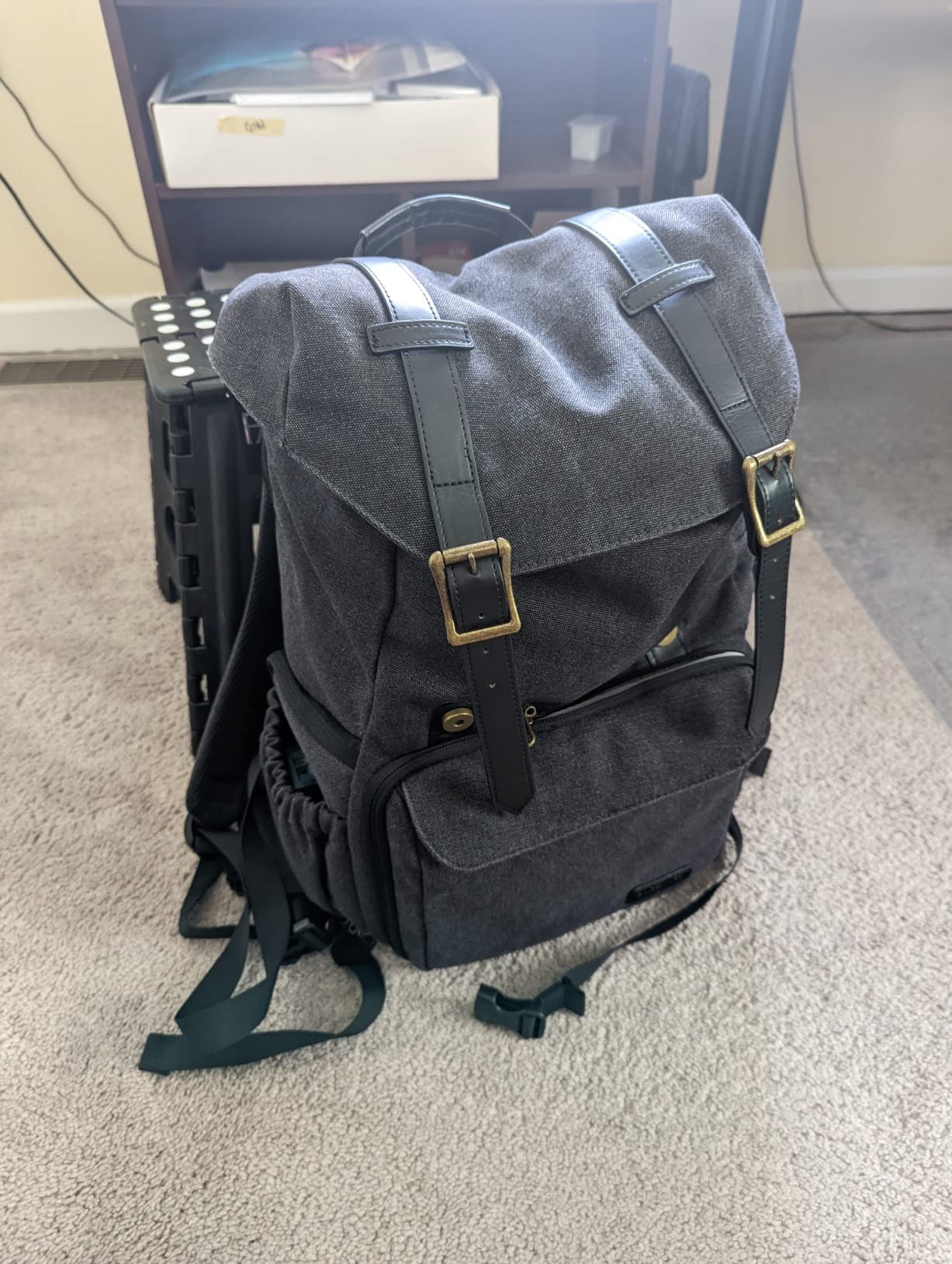 BAGSMART Camera Backpack, DSLR Camera Bag Backpacks for Photographers, Waterproof Anti-Theft Photography Backpack with 15 Inch Laptop Compartment & Tripod Holder, Ivory White - Customer Photo 4