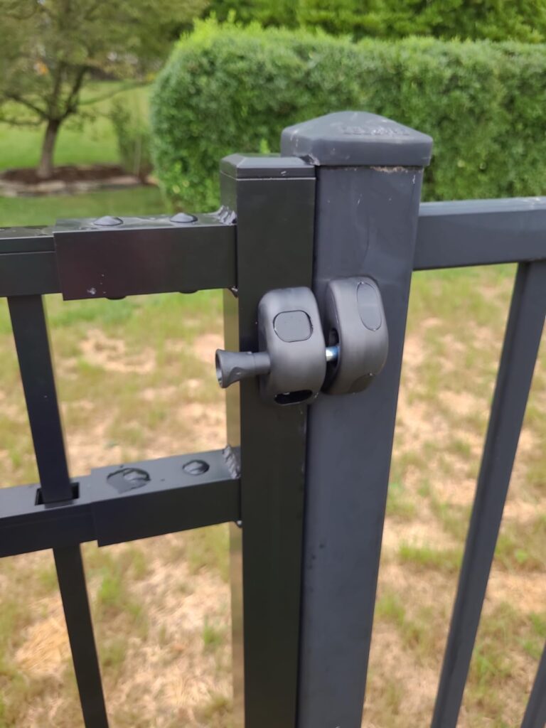 10 Best Aluminum Fencing for Security