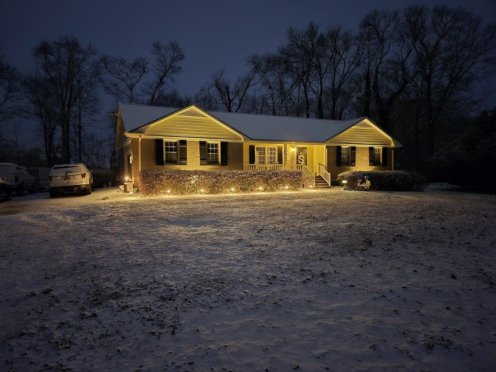 SUNVIE LED Low Voltage Landscape Lighting 12V Landscape Lighting Kit with Connectors, Low Voltage Pathway Lights with Spotlights Aluminum Pathway Lights Wired Waterproof for Patio Yard Garden, 12 Pack - Customer Photo 2