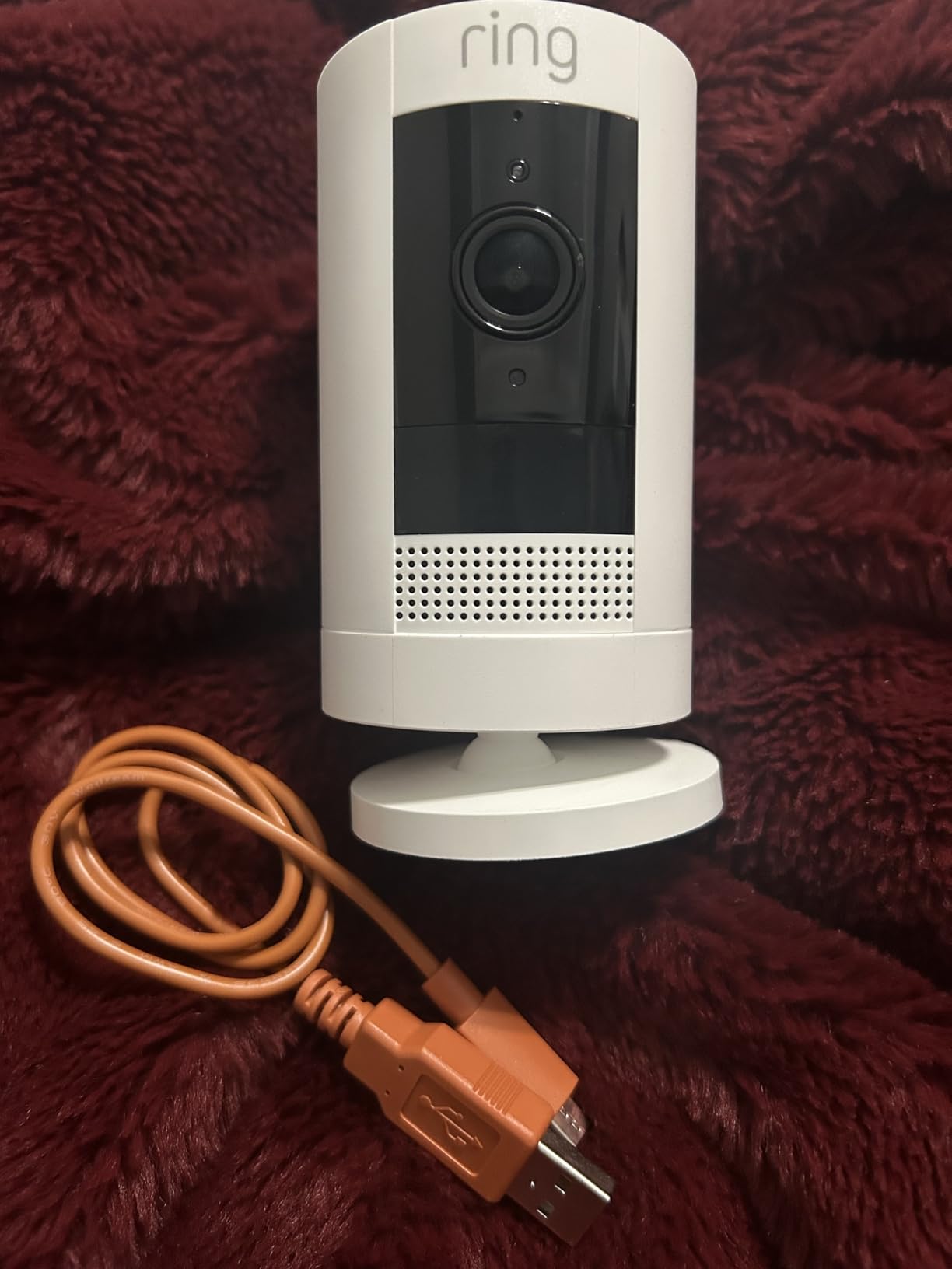 Ring Outdoor Cam (Stick Up Cam), Weather-resistant home or business security camera, Live View, Color Night Vision customer photo 1