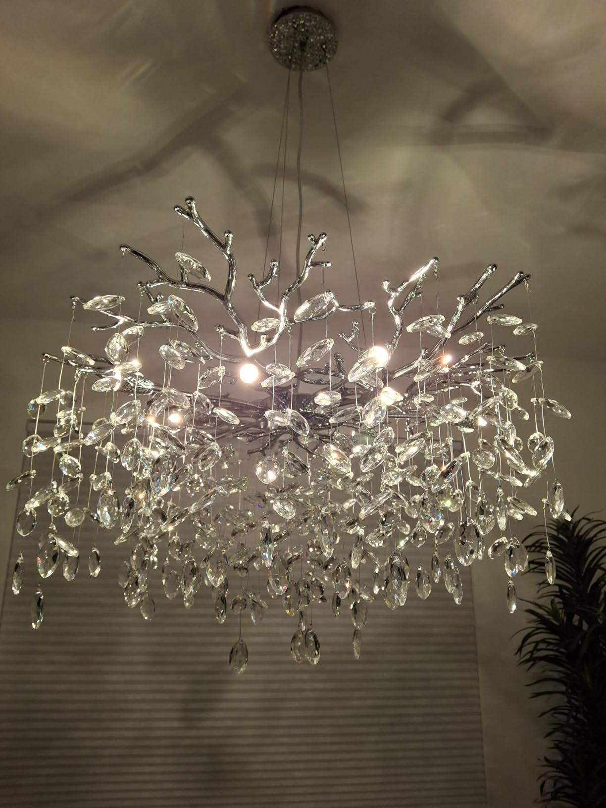 YUYI Modern Crystal Chandelier, 30