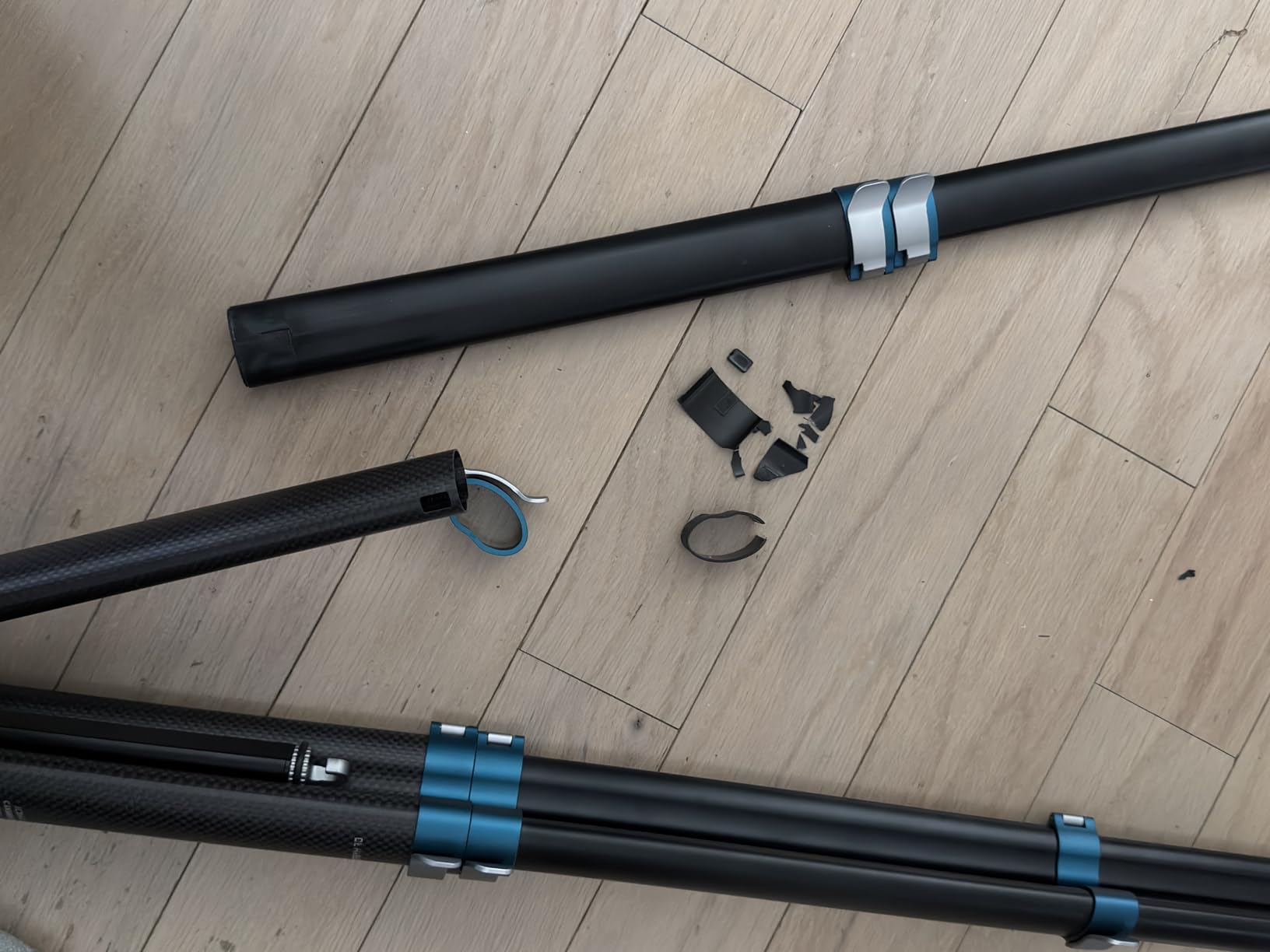 Benro CyanBird Carbon-Fiber Travel Tripod Kit w/ FS20PRO 2-in-1 Pan/Tilt Head – 60″ Max, 17″ Folded, 9.9 lb Load – Premium Support for Photo & Video (TCBC15FS20PROC) - Customer Photo 1