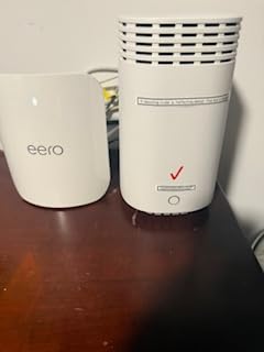 Amazon eero Pro 7 tri-band mesh Wi-Fi 7 router (newest model) - Supports internet plans up to 5 Gbps, Coverage up to 6,000 sq. ft., 3-pack - Customer Photo 1