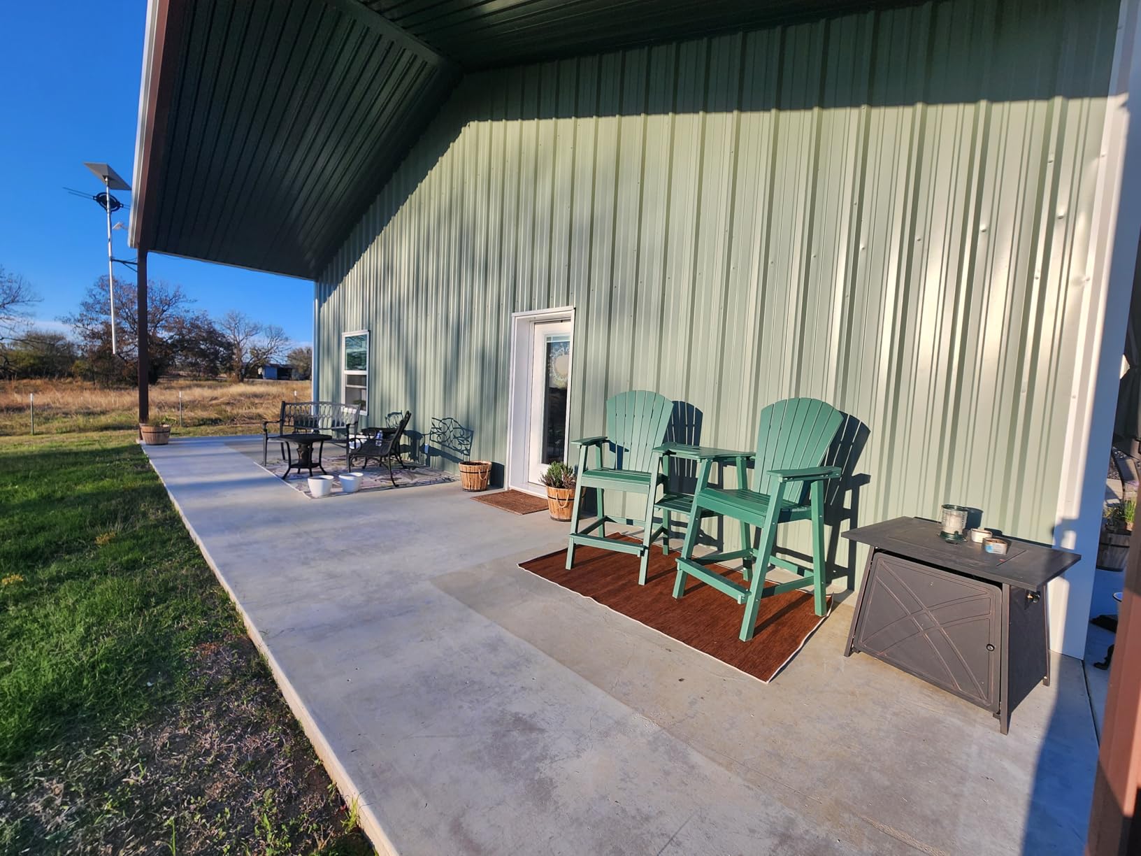 FOOWIN Tall Adirondack Chair Set of 2, All Weather HDPE Bar Height Adirondack Chair with Double Connecting Trays, Adirondack Barstools for Balcony, Deck, Backyard, Patio, Garden Grey - Customer Photo 2