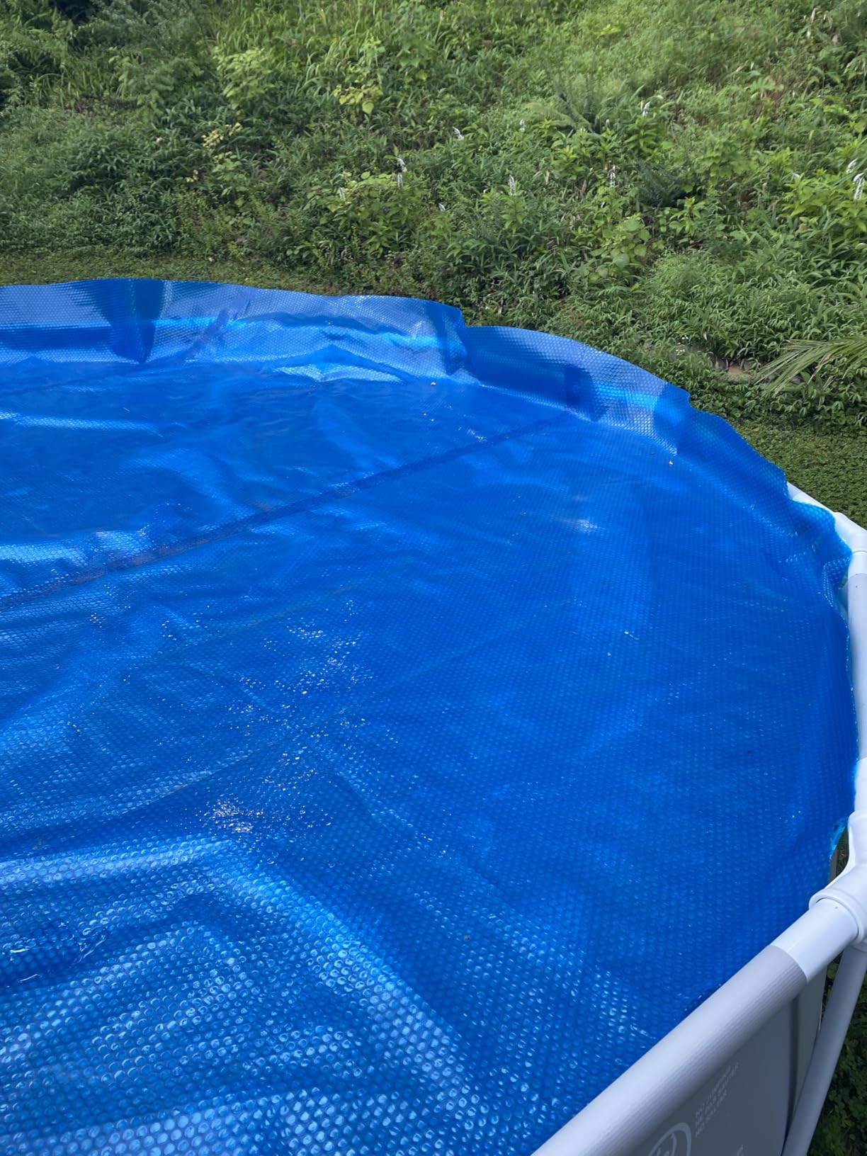 VINGLI 12Mil Solar Pool Cover 16x32FT Rectangle Solar Blanket-Heavy Duty Solar Pool Cover for Above Ground Pool-Solar Heater for Inground Pool, Blue - Customer Photo 2