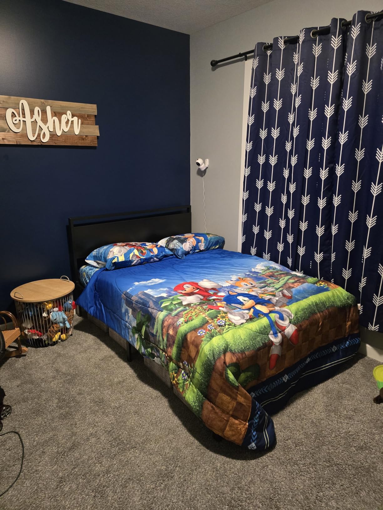 SHA CERLIN 14 Inch Queen Size Metal Platform Bed Frame with Wooden Headboard and Footboard, Mattress Foundation, No Box Spring Needed, Large Under Bed Storage, Non-Slip Without Noise, Black Oak - Customer Photo 1