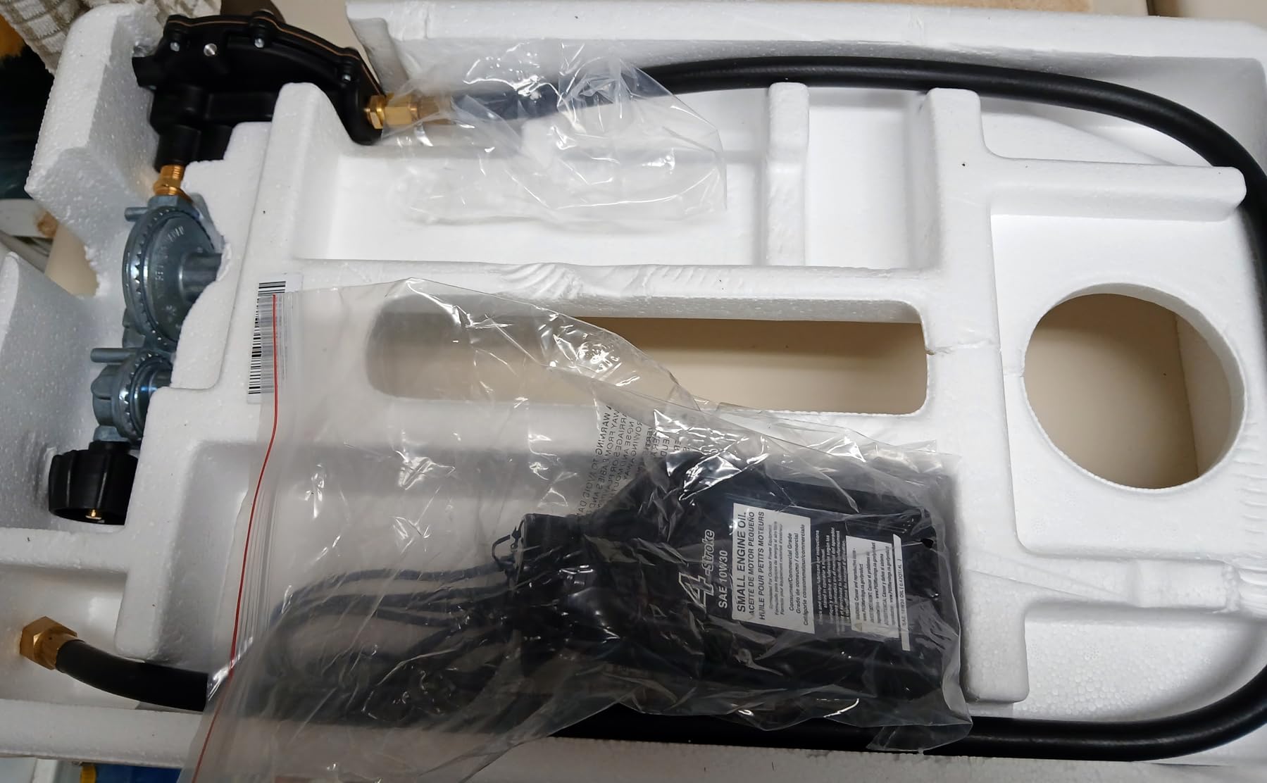 Westinghouse 2550 Peak Watt Super Quiet & Lightweight Portable Inverter Generator, RV Ready 30A Outlet, Gas and Propane Powered, CO Sensor, Parallel Capable, Long Run Time - Customer Photo 2