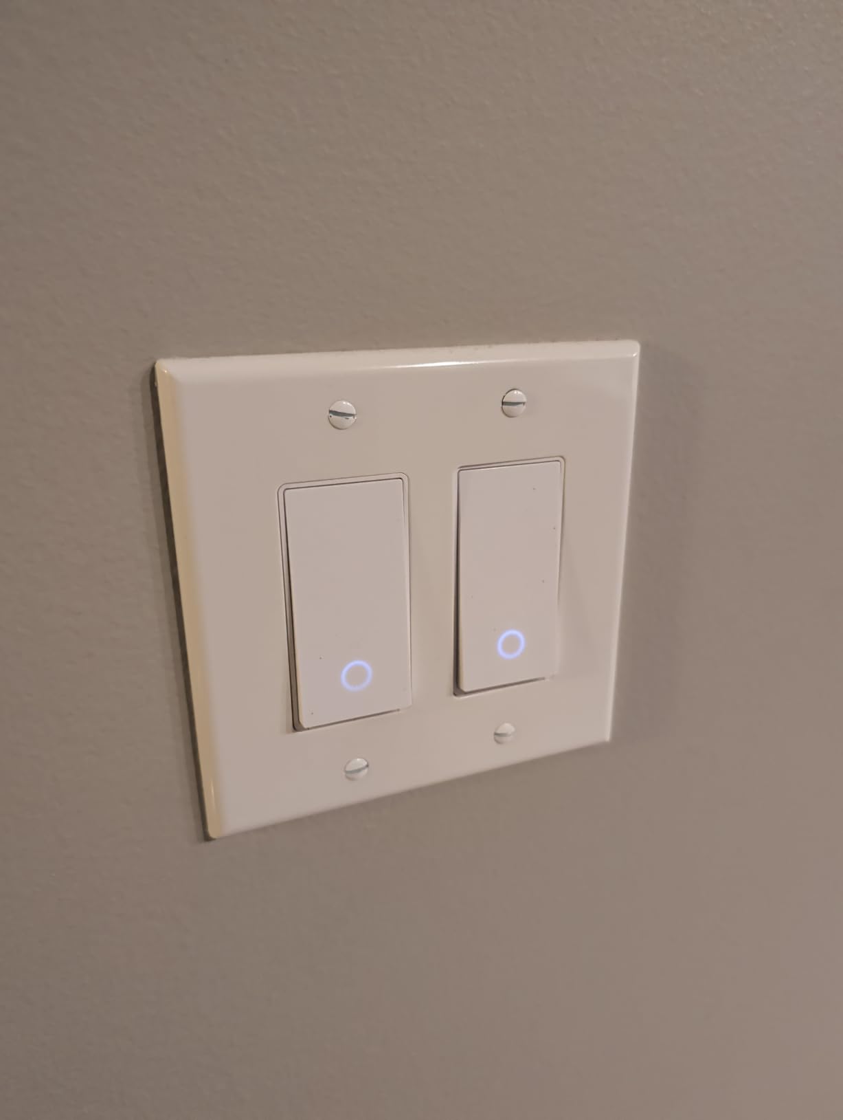 Kasa Matter Smart Light Switch: Voice Control w/Siri, Alexa & Google Assistant | UL Certified | Timer & Schedule | Easy Guided Install | Neutral Wire Required | Single Pole | 2.4GHz Wi-Fi | KS205 - Customer Photo 1