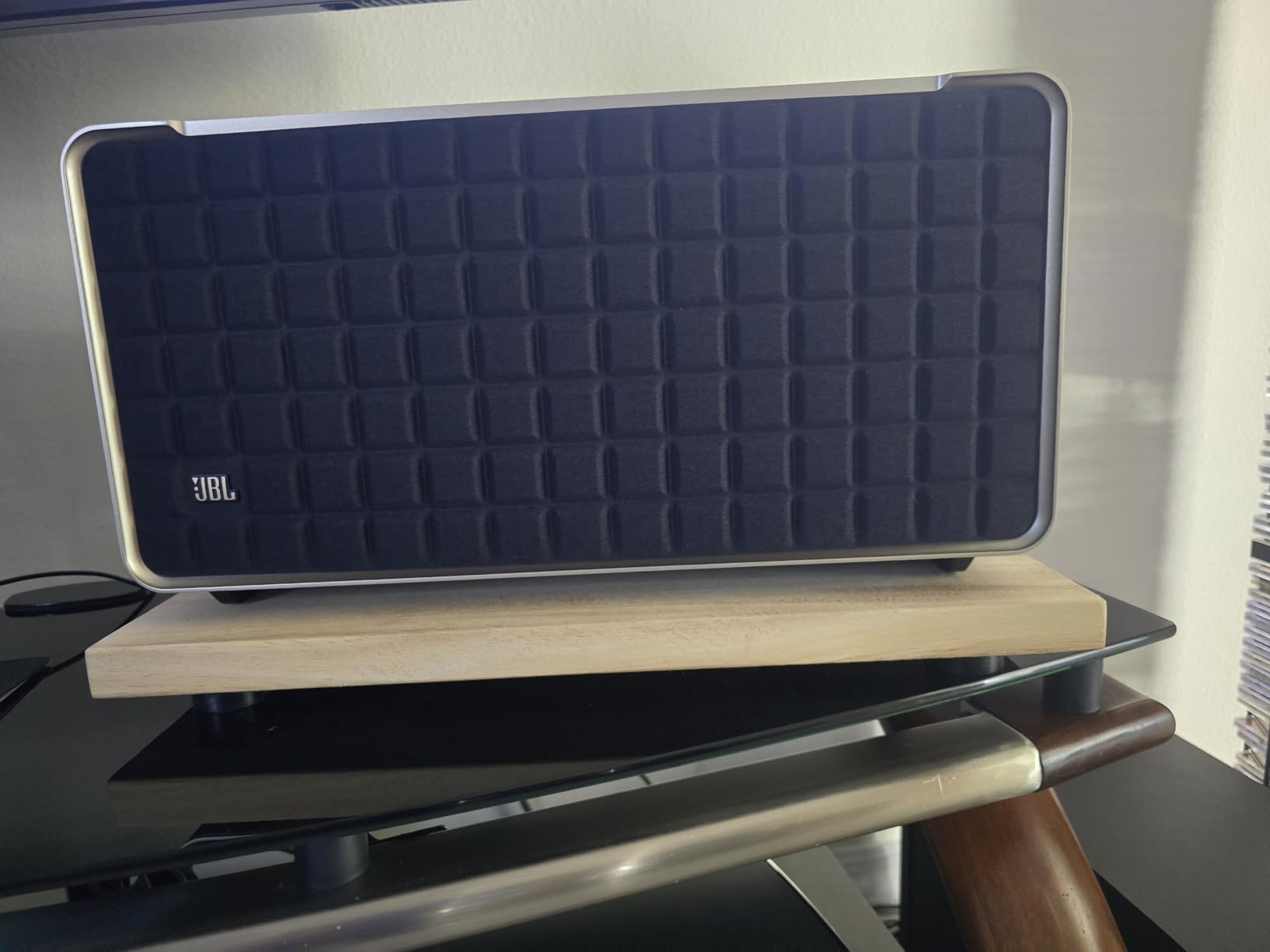 JBL Authentics 200 - Retro Style Smart Home Speaker with Built in Wi-Fi, Bluetooth and Voice Assistants, Alexa and Google Assistant, Multi-Room Playback, Automatic self tuning (Black/Gold) - Customer Photo 1