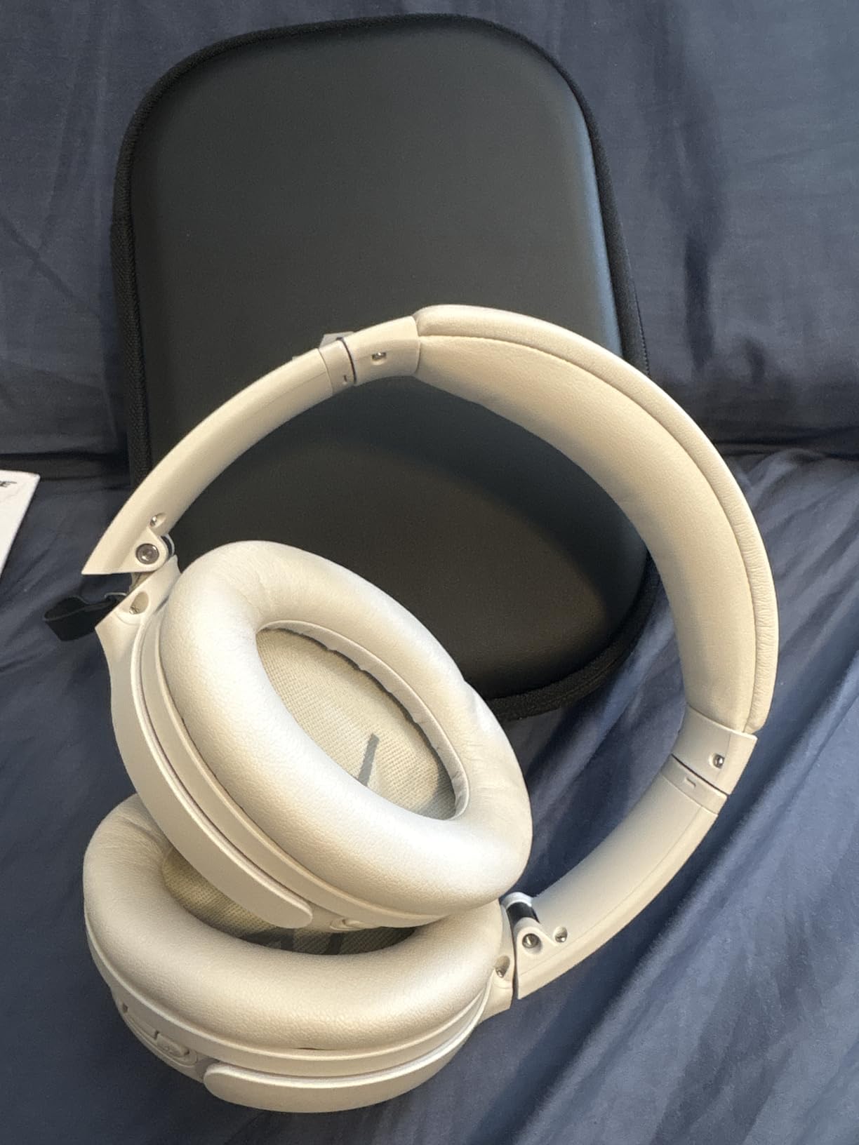 Bose QuietComfort Headphones - Wireless Bluetooth Headphones, Active Over Ear Noise Cancelling and Mic, USB-C Charging, Deep Bass, Up to 24 Hours of Playtime, Black - Customer Photo 5