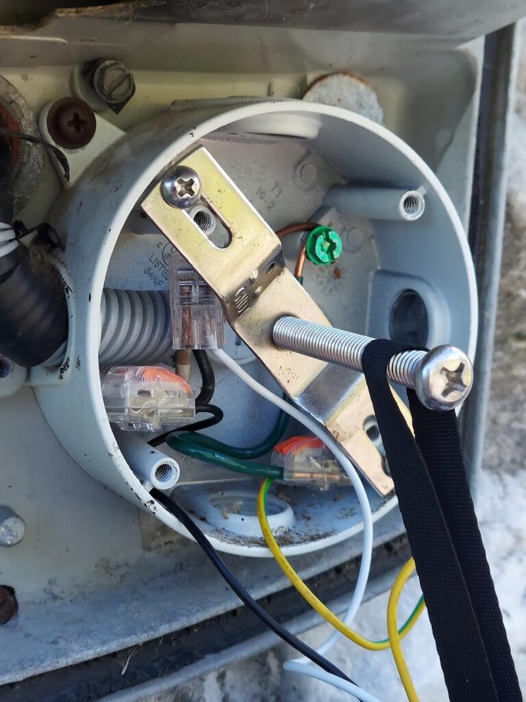 10 Best Floodlight Security Cameras