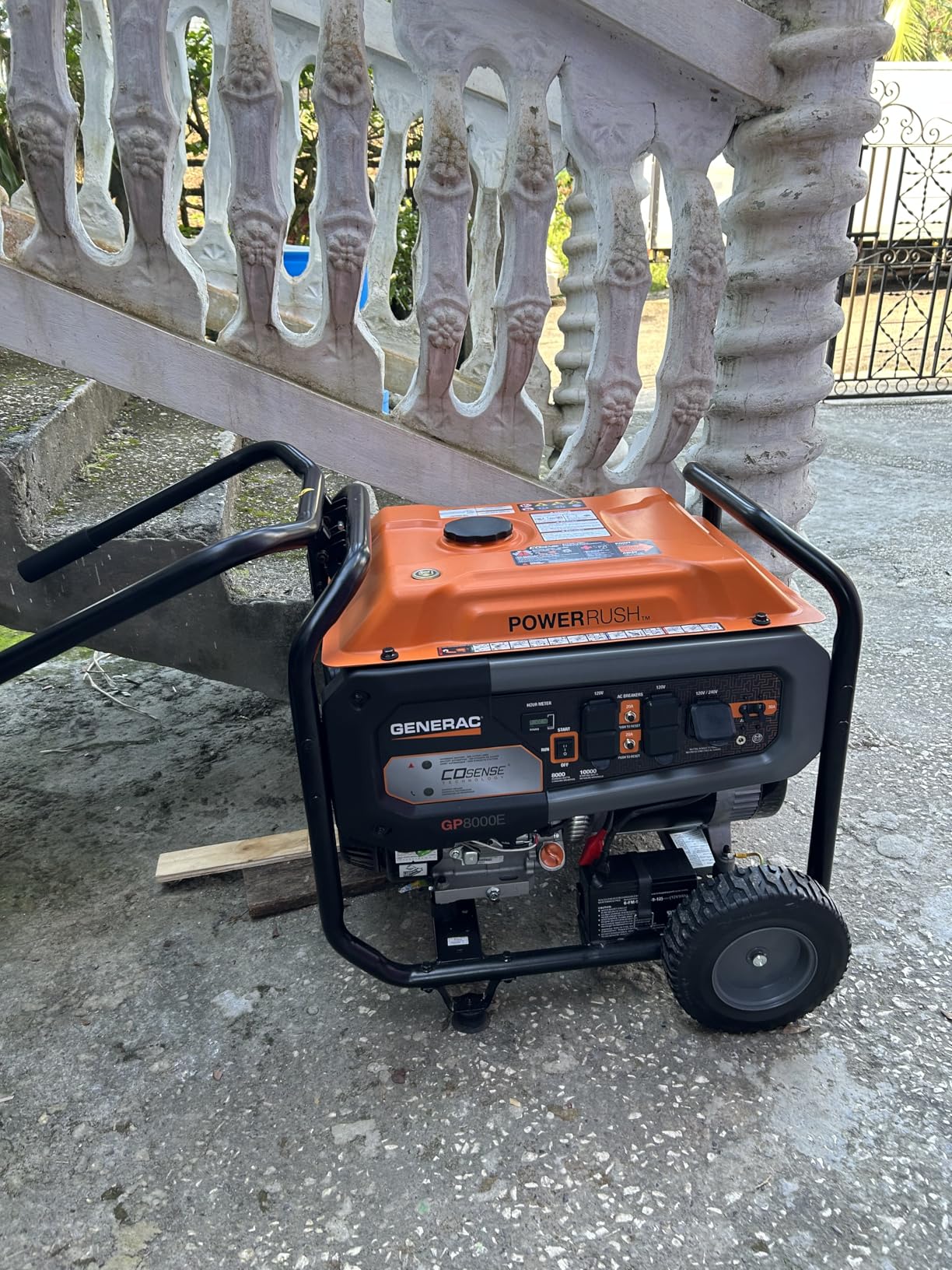 Generac 10,000 Starting Watt Portable Gas Generator - Electric Start - Home Backup or RV Ready - Heavy Duty Frame - Quiet, Long Runtime, Emergency Power - 49-State Compliant - Customer Photo 2