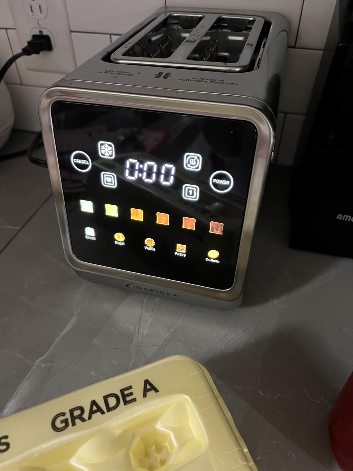 Inspirex Touch Screen Display Smart Toaster, 2 Slice with 8 Bread Type and 7 Browning Modes, Automatic Lowering and Raising - Customer Photo 3