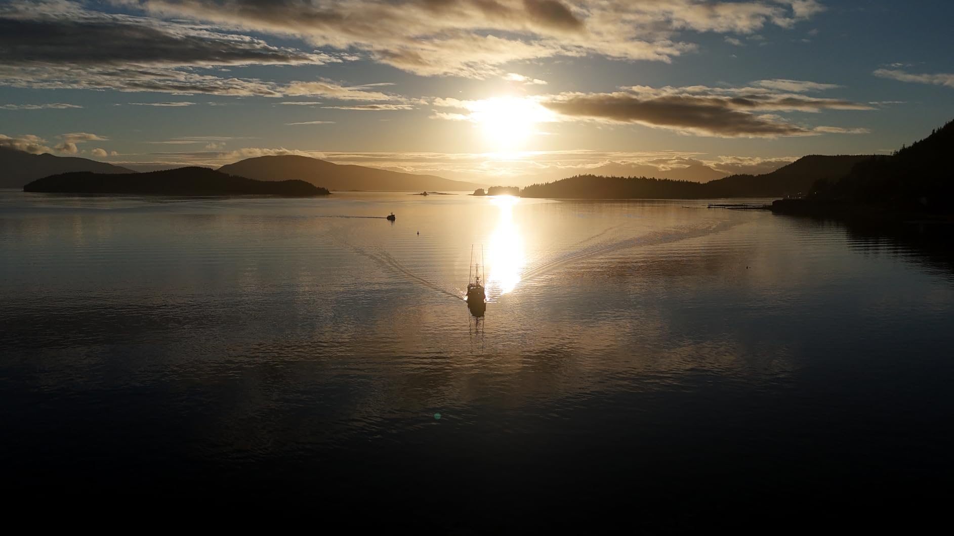 DJI Mini 4 Pro (DJI RC 2), Drones with Camera for Adults 4K, Under 0.549 lbs/249 g, 34 Mins Flight Time, 20km Max Video Transmission Distance, Omnidirectional Vision Sensing - Customer Photo 4