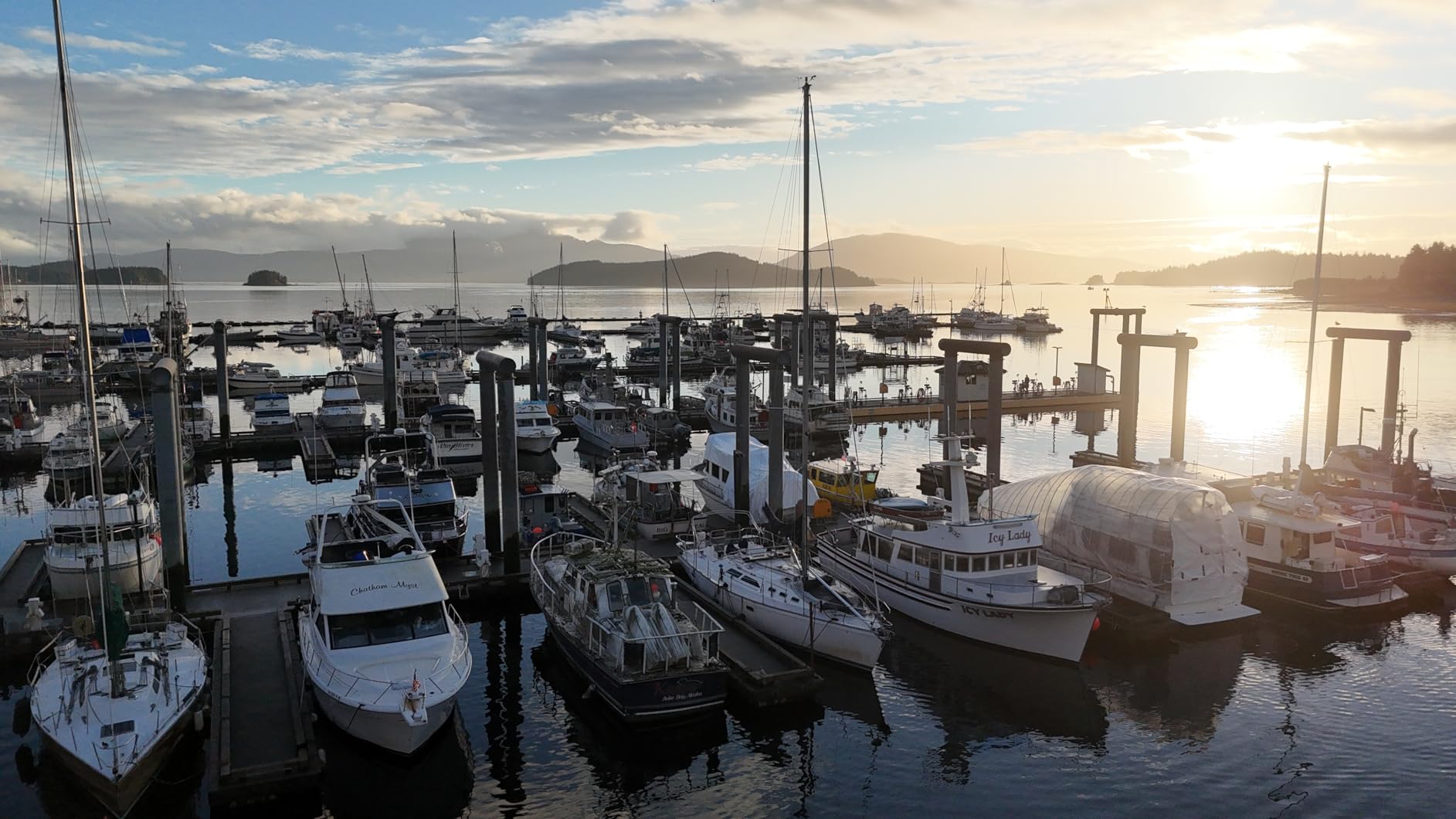 DJI Mini 4 Pro Fly More Combo with DJI RC 2, Drones with Camera for Adults 4K, Under 0.549 lbs/249 g, 3 Batteries for up to 102 Mins Flight Time, Smart Return to Home, Drone for Beginners - Customer Photo 3