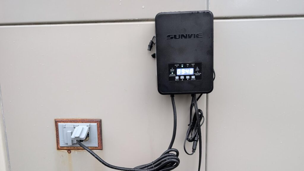 12 Best Landscape Lighting Kits 