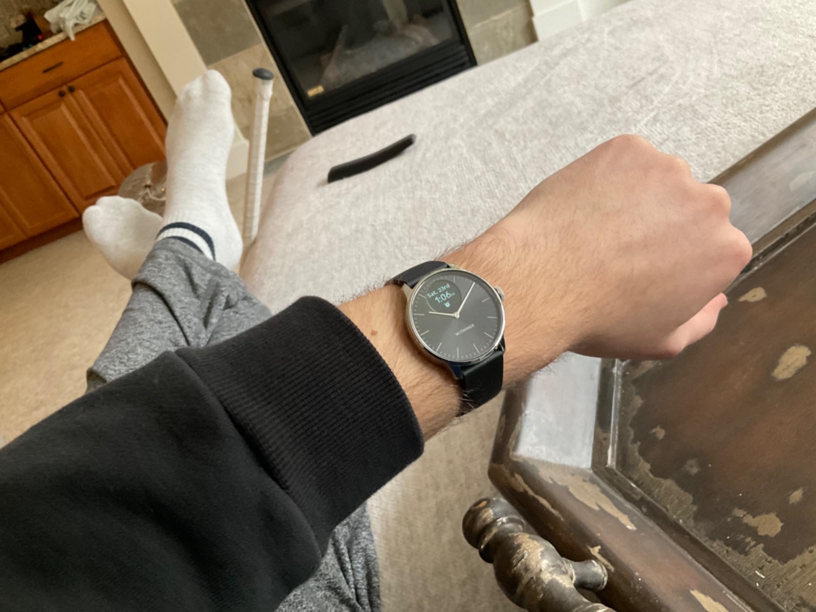 Withings ScanWatch Light - Hybrid Smart Watch, Heart Rate Monitoring, Fitness Tracker, Cycle Tracker, Sleep Monitoring - Customer Photo 2