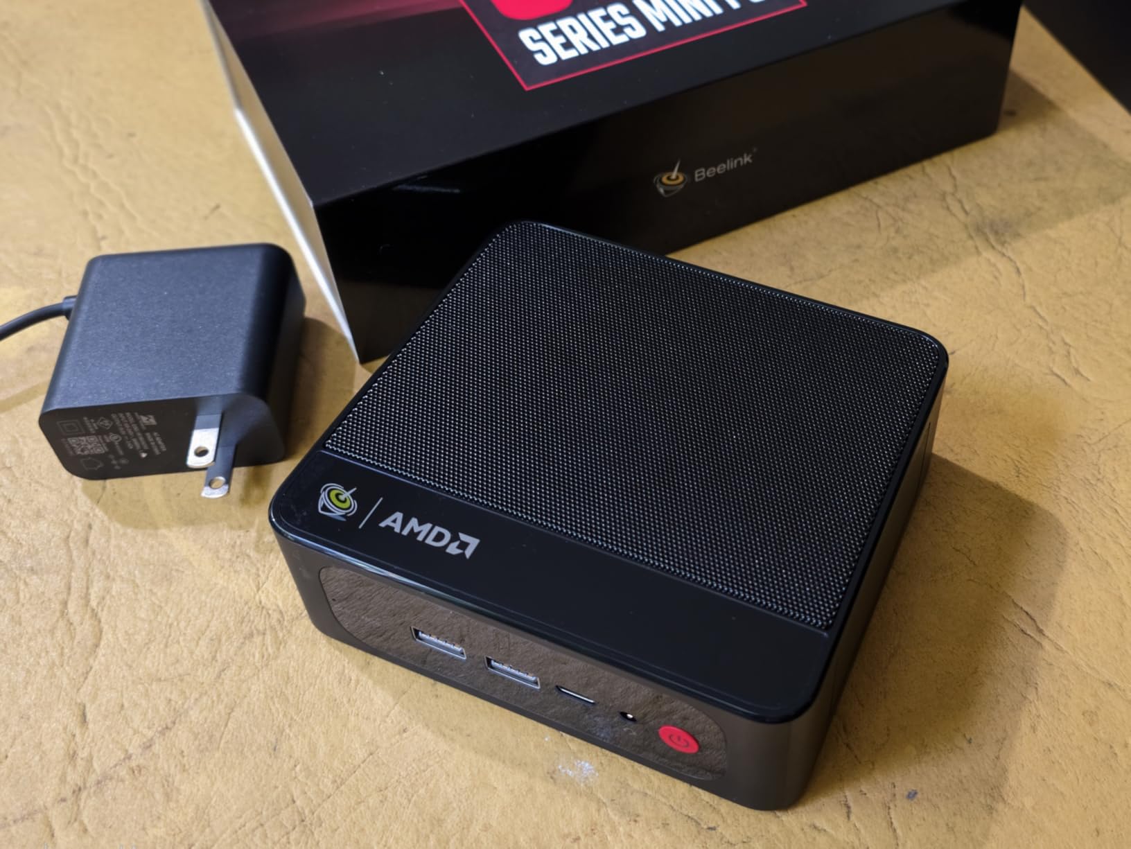 Beelink Mini PC, SER5 AMD Ryzen 5 5500U(7nm, 6C/12T) up to 4.0GHz, Mini Gaming Computer 16GB DDR4 RAM 500GB NVME SSD, Micro PC 4K@60Hz Dual Display, Mini Computer WiFi6/BT5.2/HTPC/W-11 Pro - Customer Photo 1