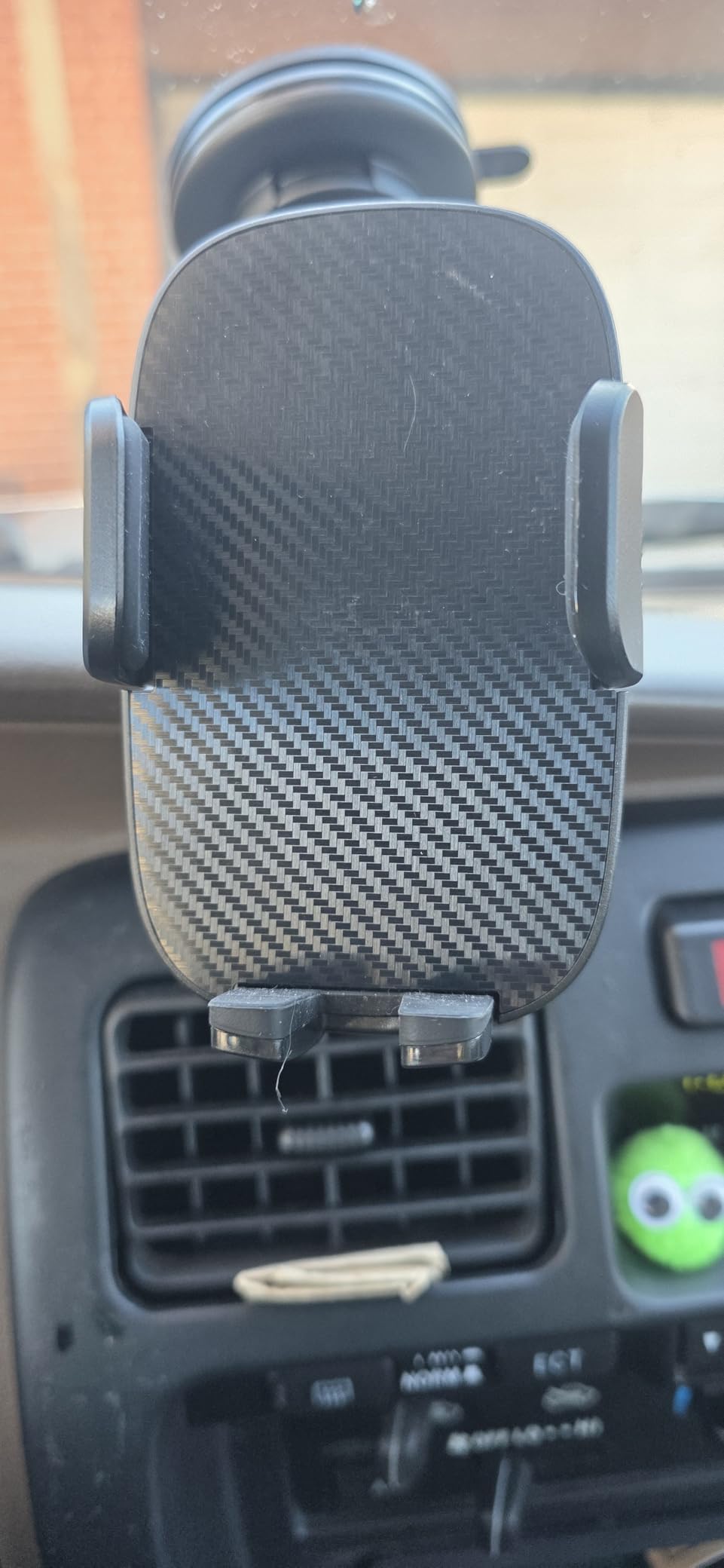 Qifutan Car Phone Holder Mount Phone Mount for Car Windshield Dashboard Air Vent Universal Hands Free Automobile Cell Phone Holder Fit for iPhone Smartphone Camera Mounts - Customer Photo 3