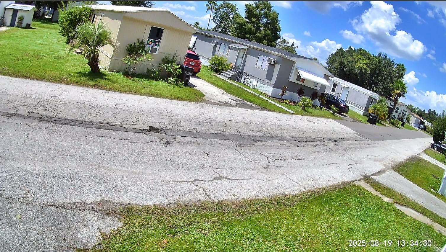 WYZE Cam v4 (Latest Model), 2.5K AI Security Camera, Indoor/Outdoor Cameras for Home Security, Baby Monitor & Pet Camera, Vibrant Color Night Vision, No Subscription Required - Customer Photo 2