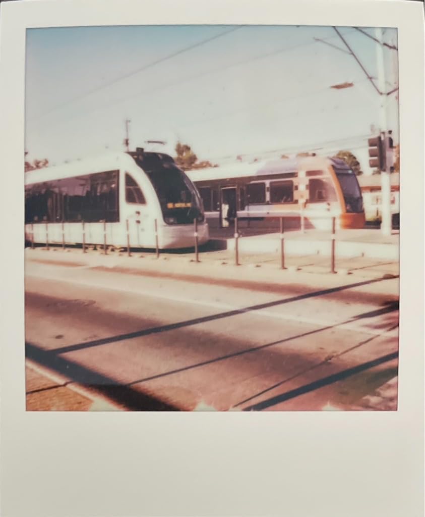 Polaroid I-2 Instant Camera Bundle with Color i-Type Film Double Pack (16 Photos) - Full Manual Control, app Enabled Analog Instant Camera with Polaroid's sharpest 3-Element Lens (6444) - Customer Photo 2