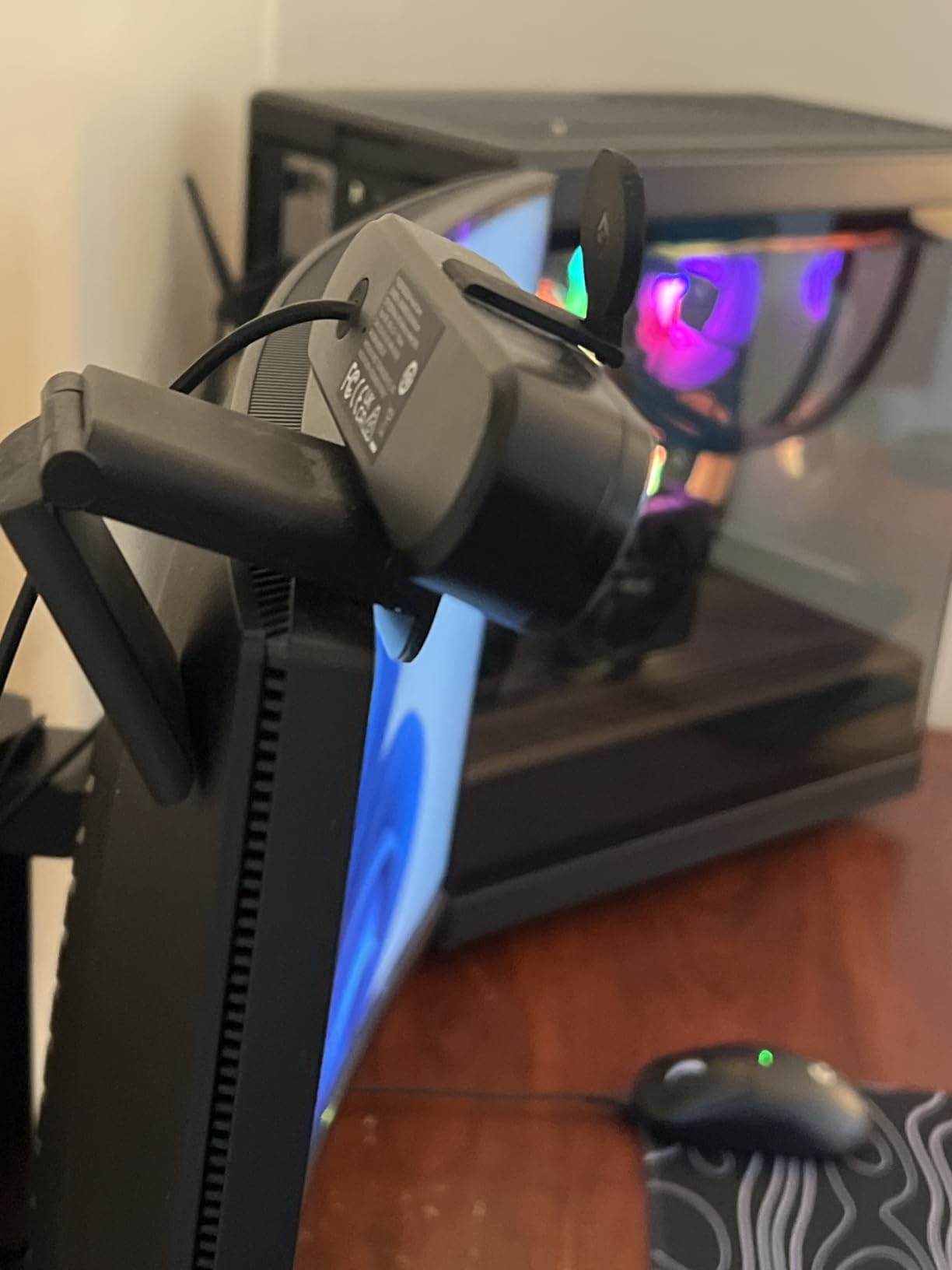 EMEET C960 4K Webcam for PC, 4K UHD Sony Sensor, PDAF Auto Focus, Dual AI Noise-Cancelling Mics, Auto Light Correction, 73° FOV, Plug&Play Webcam w/Privacy Cover - Customer Photo 1