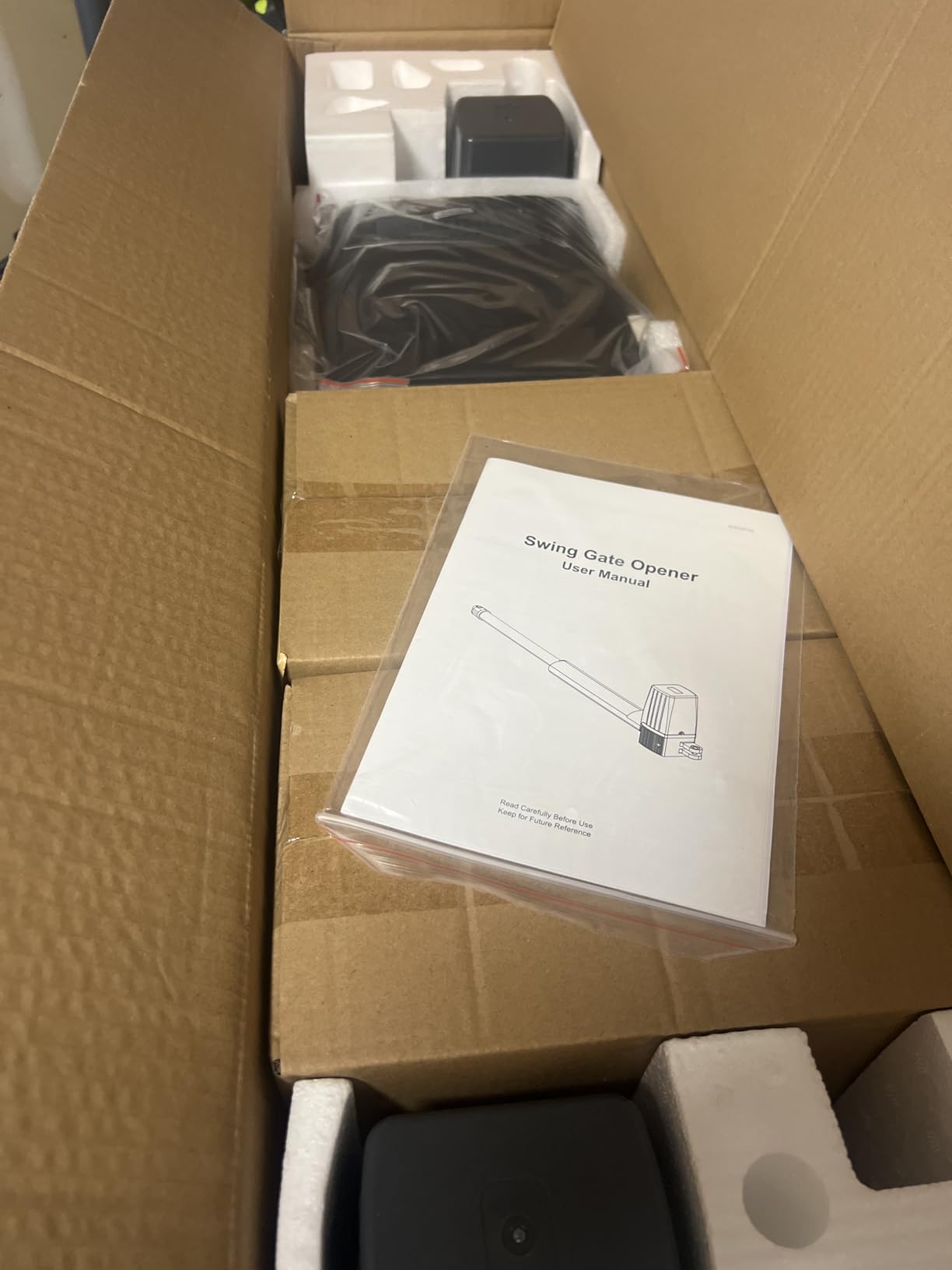 CO-Z ADSW4 Automatic Gate Opener Kit, Dual Swing Gate Openers for Doors up to 1300lb 20ft, Electric Driveway Gate Openers with Remote Kit Infrared Sensors Equipped Solar Battery Charging Compatible - Customer Photo 2