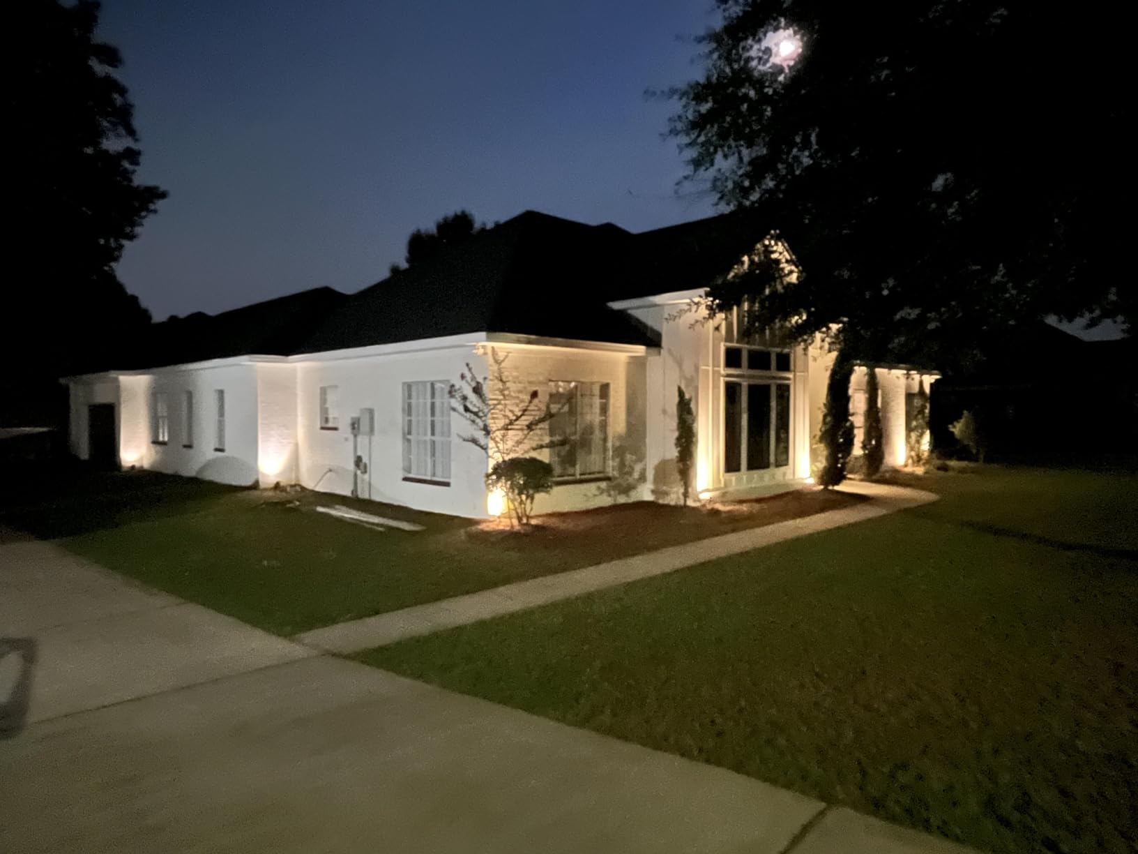 SUNVIE All-In-One LED Landscape Lighting Kit, 8-Pack Low Voltage Landscape Lights with Transformer and 65FT UL-Listed Wire, 3000K Waterproof Outdoor Uplights with Connectors for Yard House Garden Tree - Customer Photo 1