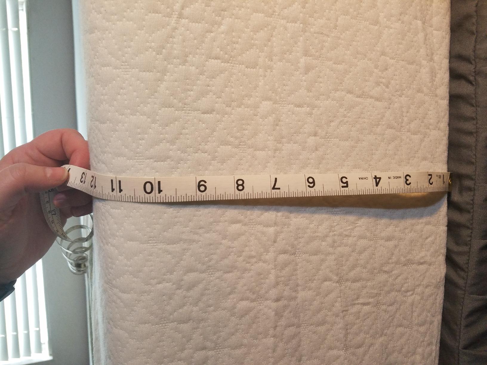 ZINUS 10 Inch Queen Green Tea Memory Foam Mattress [New Version], Fiberglass Free, Medium Firm Feel, Zoned Pressure Relief, Certified Safe Foams & Fabric, Mattress in A Box - Customer Photo 2