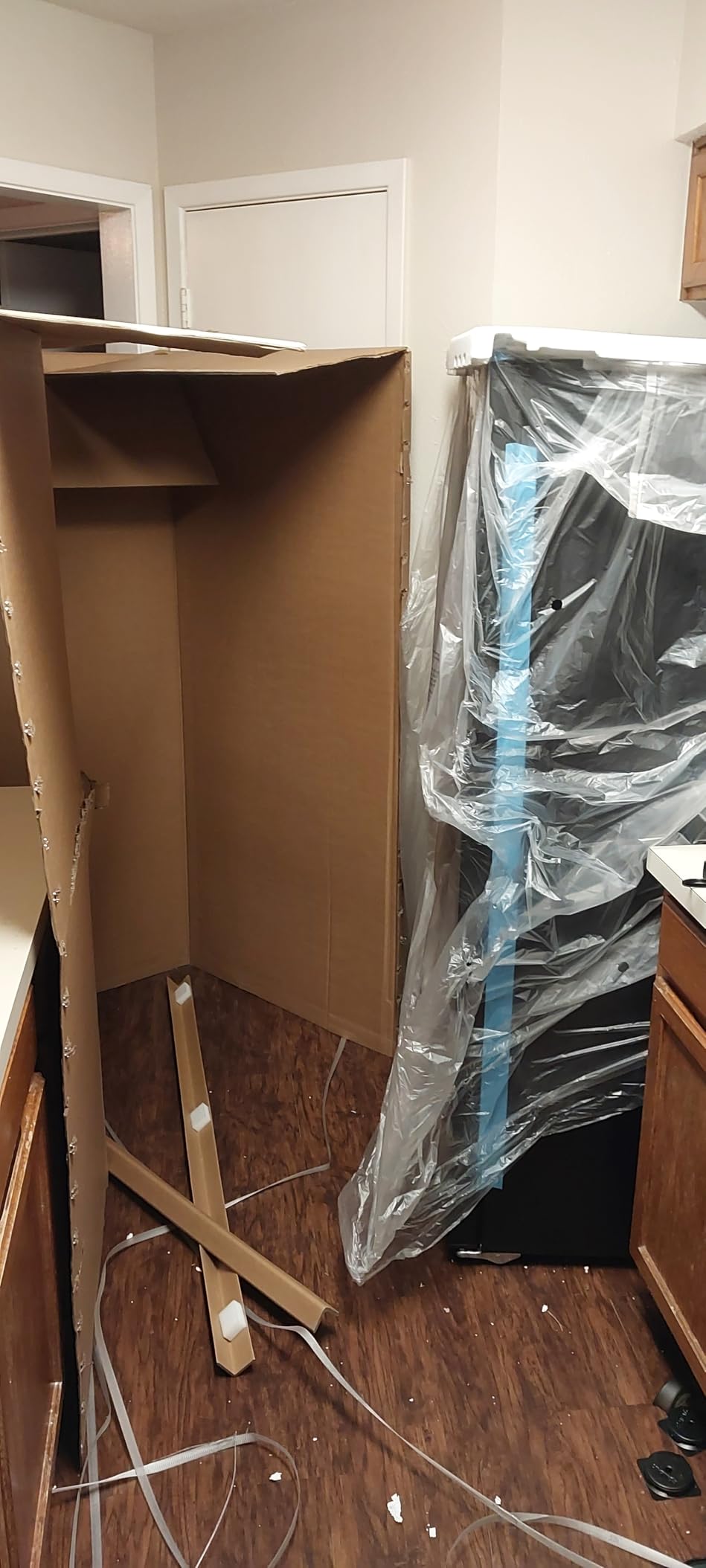 Kenmore 30 in. 18.1 cu. ft. Capacity Refrigerator/Freezer with Adjustable Glass Shelving, Humidity Control Crispers, Ice Maker, ENERGY STAR Certified, Fingerprint Resistant Stainless Steel - Customer Photo 2