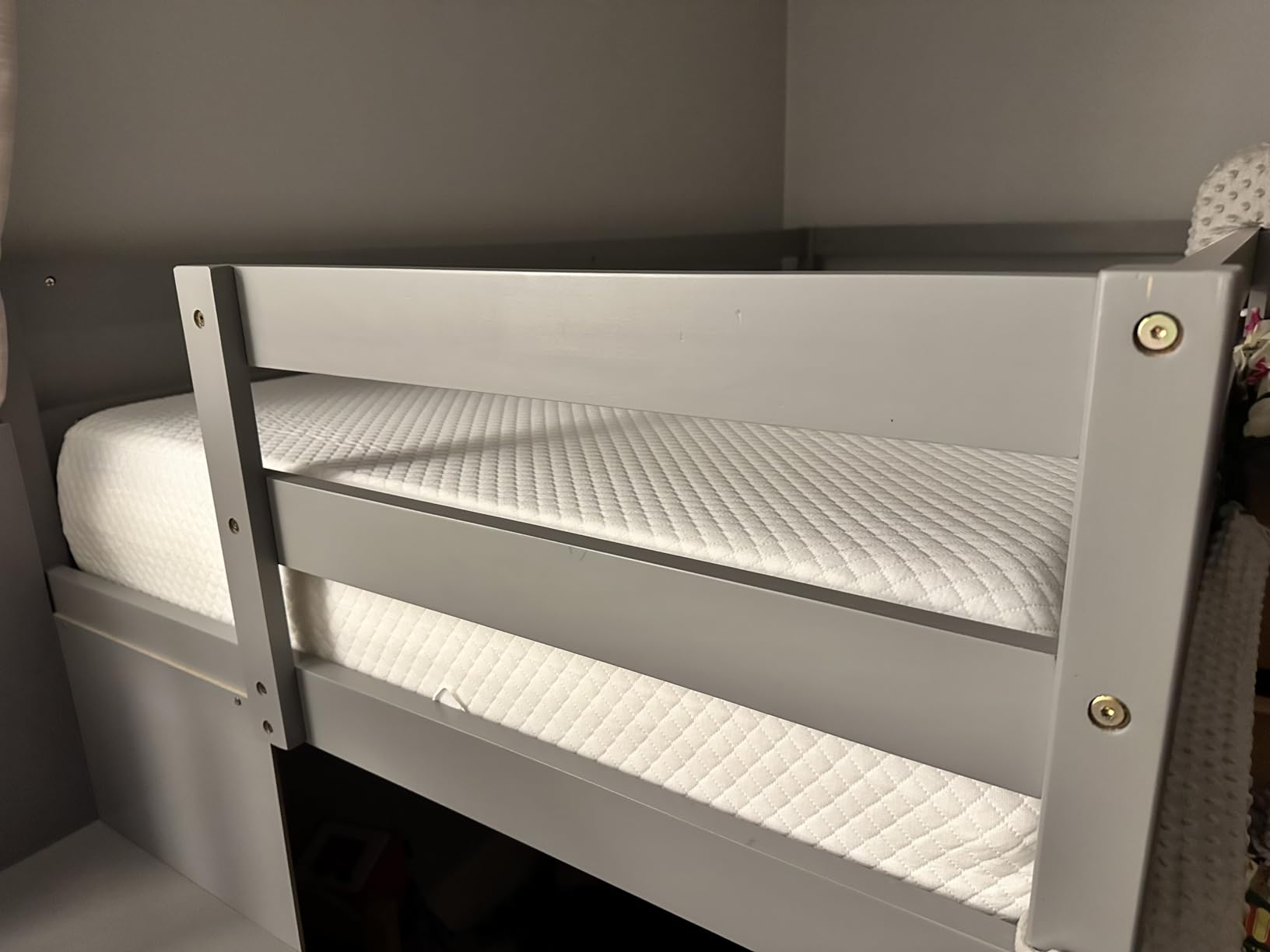 FDW 8 Inch Twin XL Mattress, Medium Firm, Gel Memory Foam Mattress, White, Bed in a Box, CertiPUR-US Certified, Pressure Relief, Cooling Ventilated Foam, Washable Removable Cover - Customer Photo 1