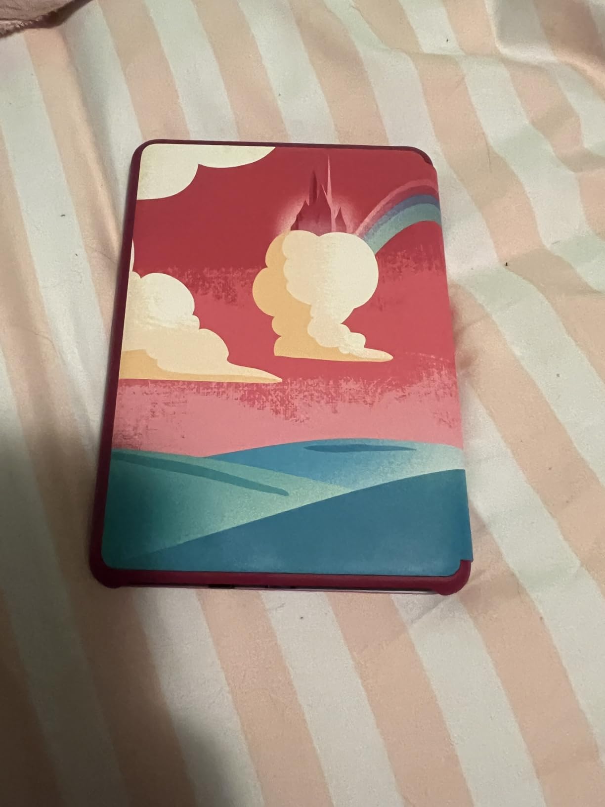 Amazon Kindle Kids 16GB (newest model) - If it breaks, we will replace it, includes ad-free books and cover, with glare-free display, faster page turns - Space Whale - Customer Photo 1