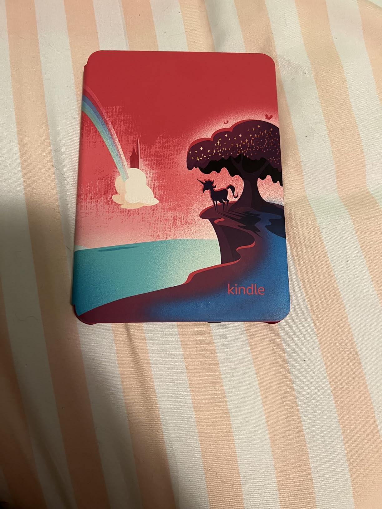 Amazon Kindle Kids 16GB (newest model) - If it breaks, we will replace it, includes ad-free books and cover, with glare-free display, faster page turns - Space Whale - Customer Photo 2